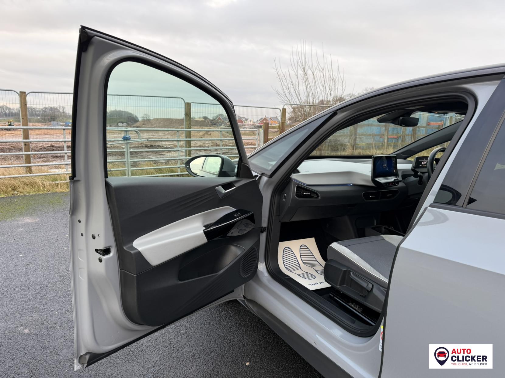 Volkswagen ID.3 Pro Performance 58kWh Family Hatchback 5dr Electric Auto (204 ps)