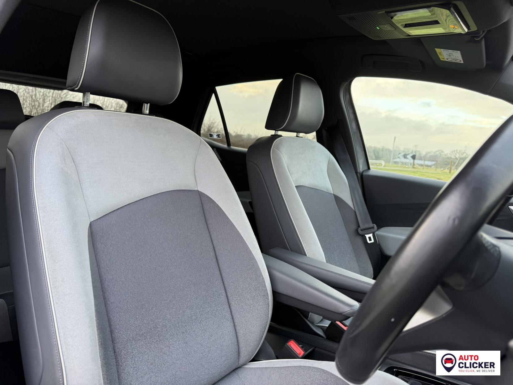 Volkswagen ID.3 Pro Performance 58kWh Family Hatchback 5dr Electric Auto (204 ps)