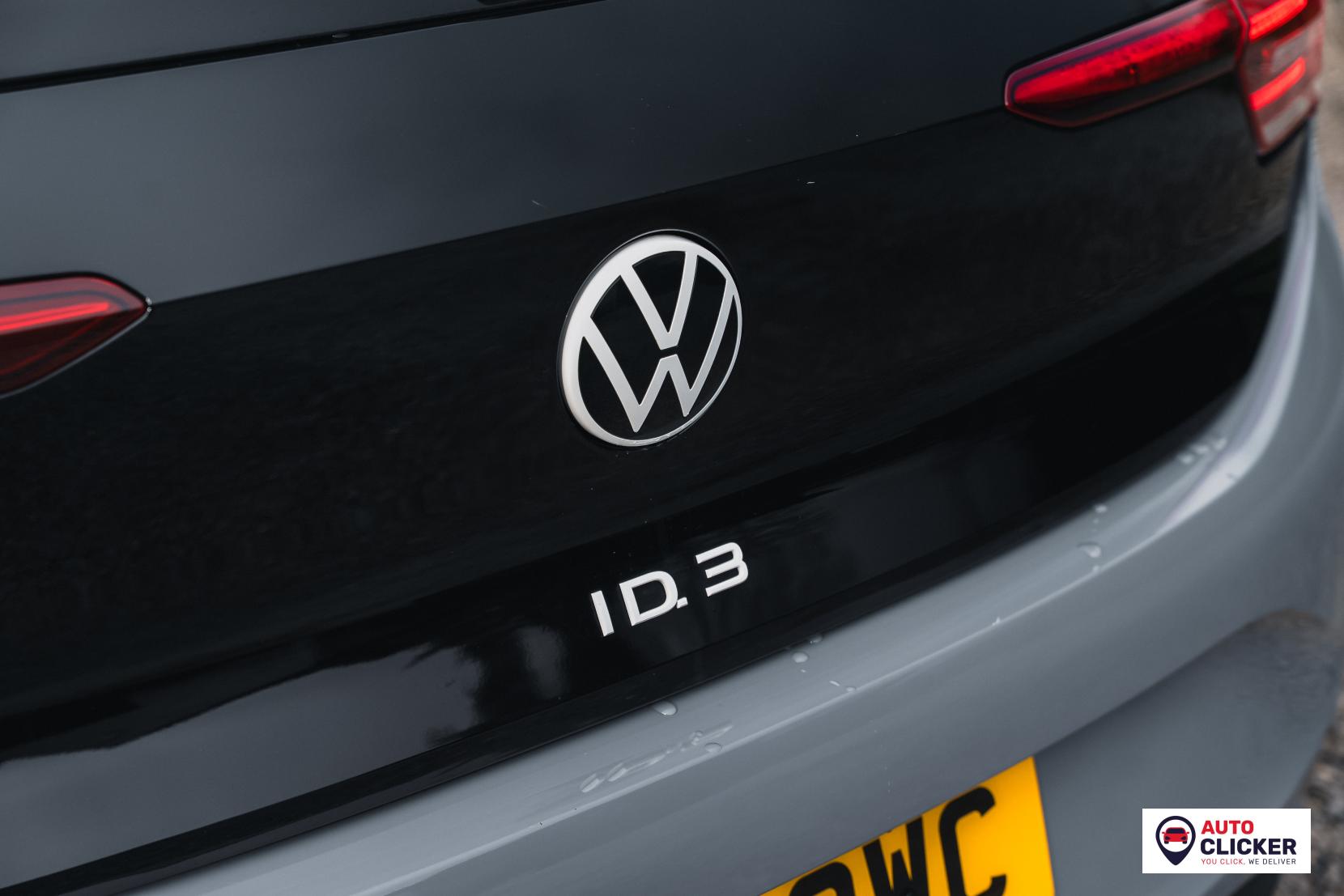 Volkswagen ID.3 Pro Performance 58kWh Family Hatchback 5dr Electric Auto (204 ps)