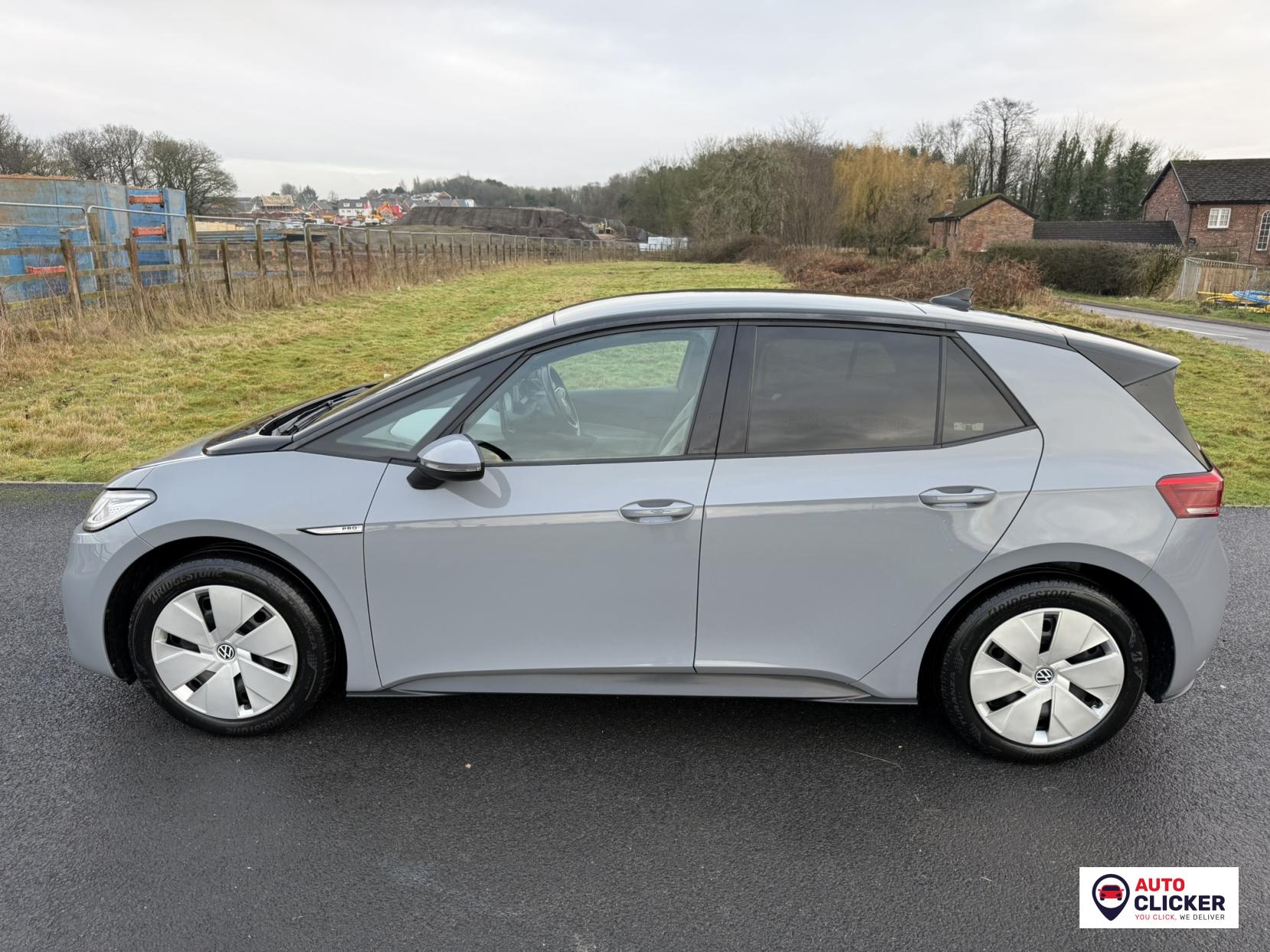 Volkswagen ID.3 Pro Performance 58kWh Family Hatchback 5dr Electric Auto (204 ps)