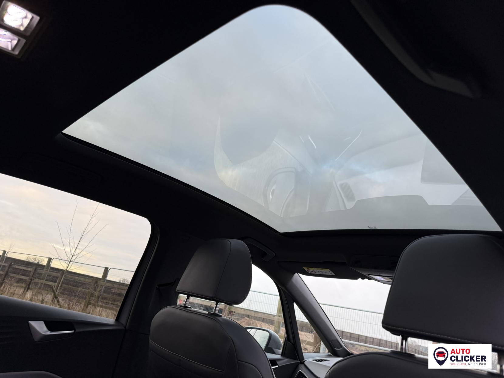 Volkswagen ID.3 Pro Performance 58kWh Family Hatchback 5dr Electric Auto (204 ps)