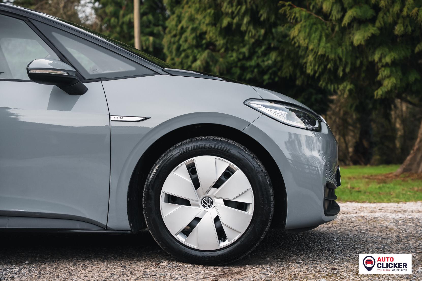 Volkswagen ID.3 Pro Performance 58kWh Family Hatchback 5dr Electric Auto (204 ps)