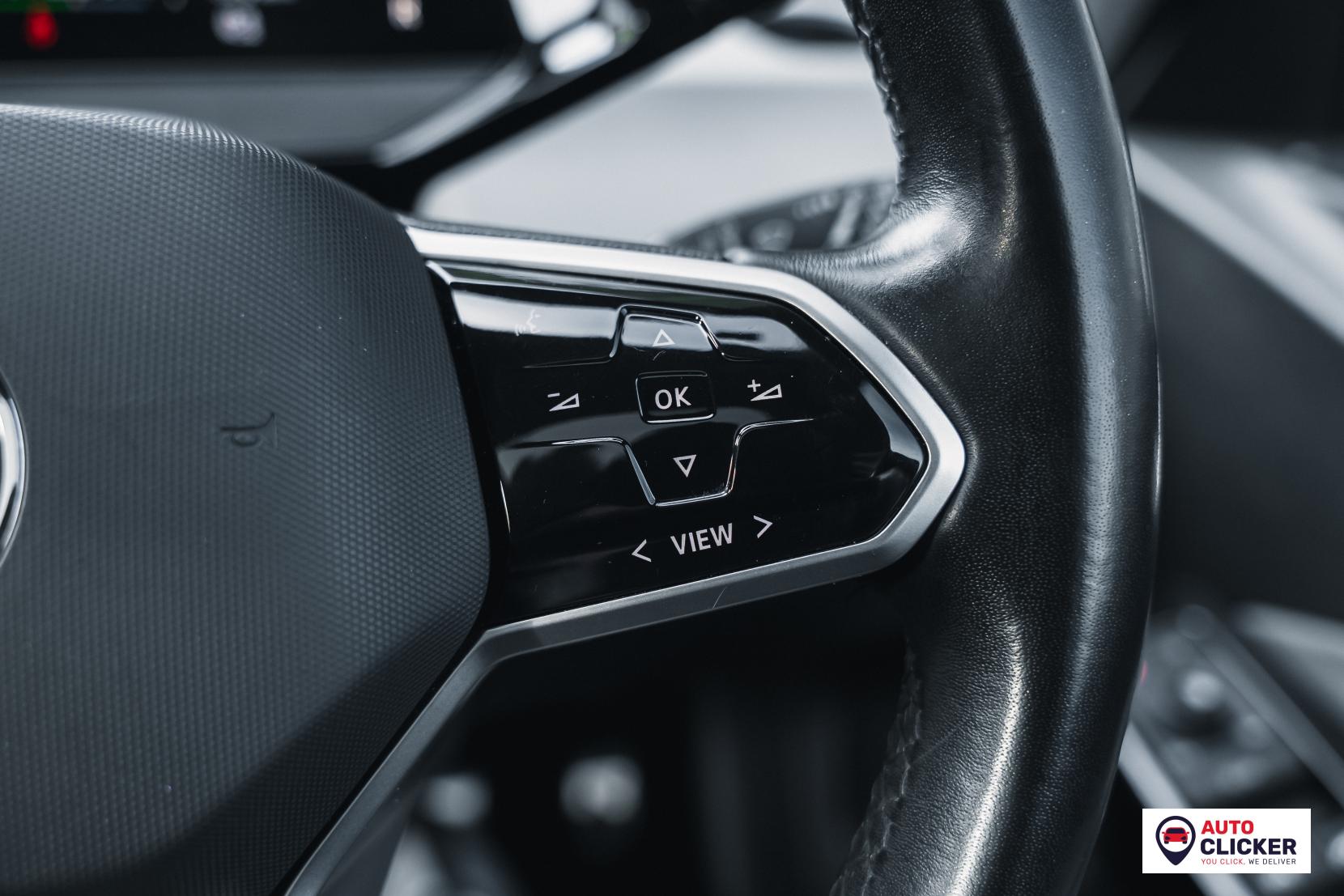 Volkswagen ID.3 Pro Performance 58kWh Family Hatchback 5dr Electric Auto (204 ps)