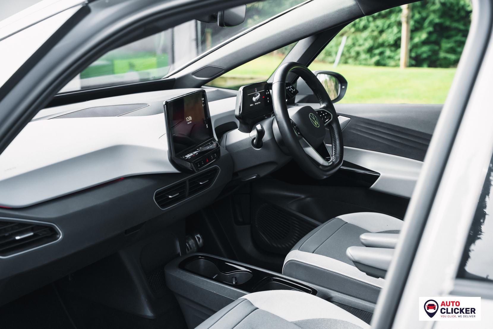 Volkswagen ID.3 Pro Performance 58kWh Family Hatchback 5dr Electric Auto (204 ps)