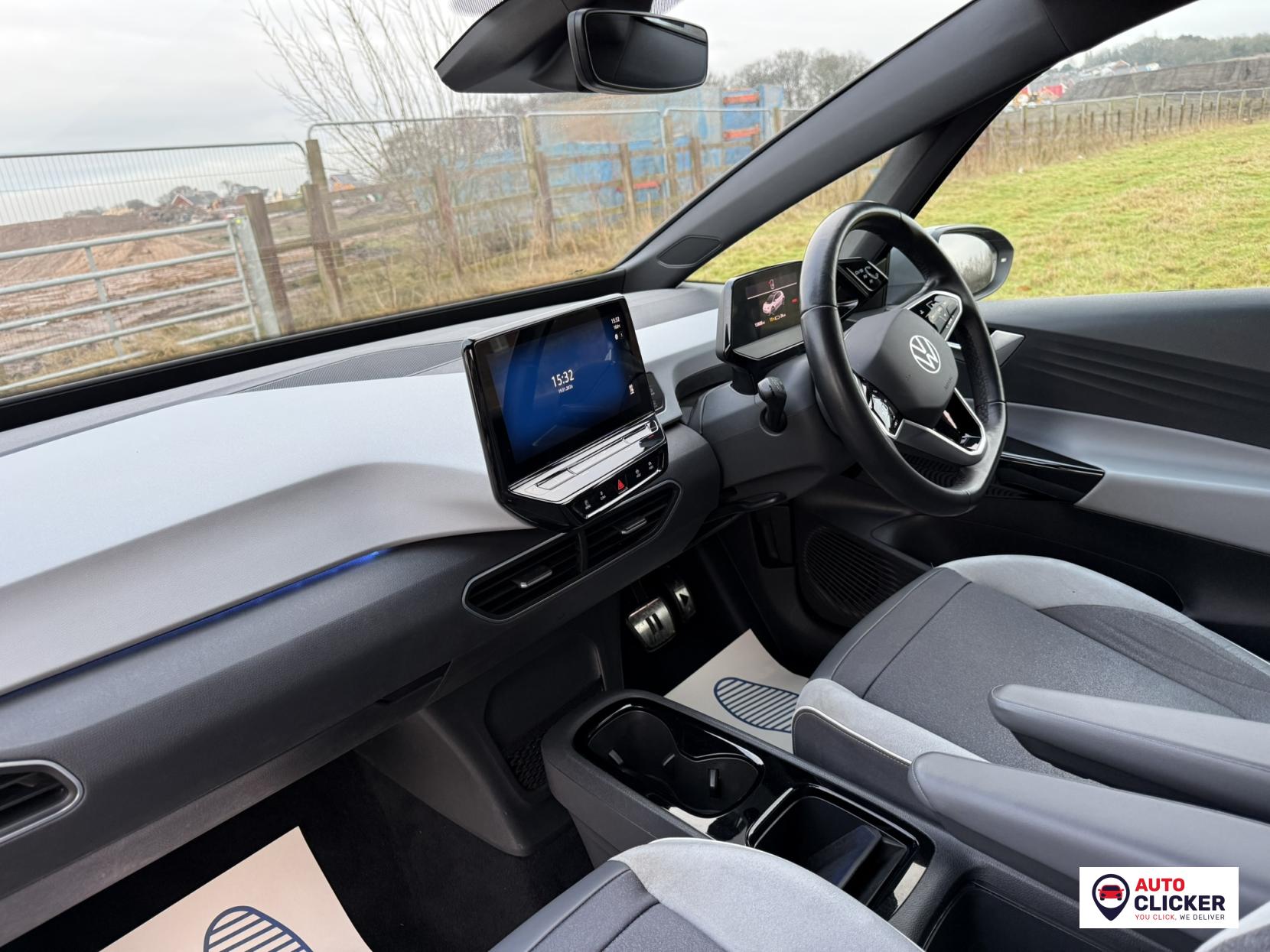 Volkswagen ID.3 Pro Performance 58kWh Family Hatchback 5dr Electric Auto (204 ps)