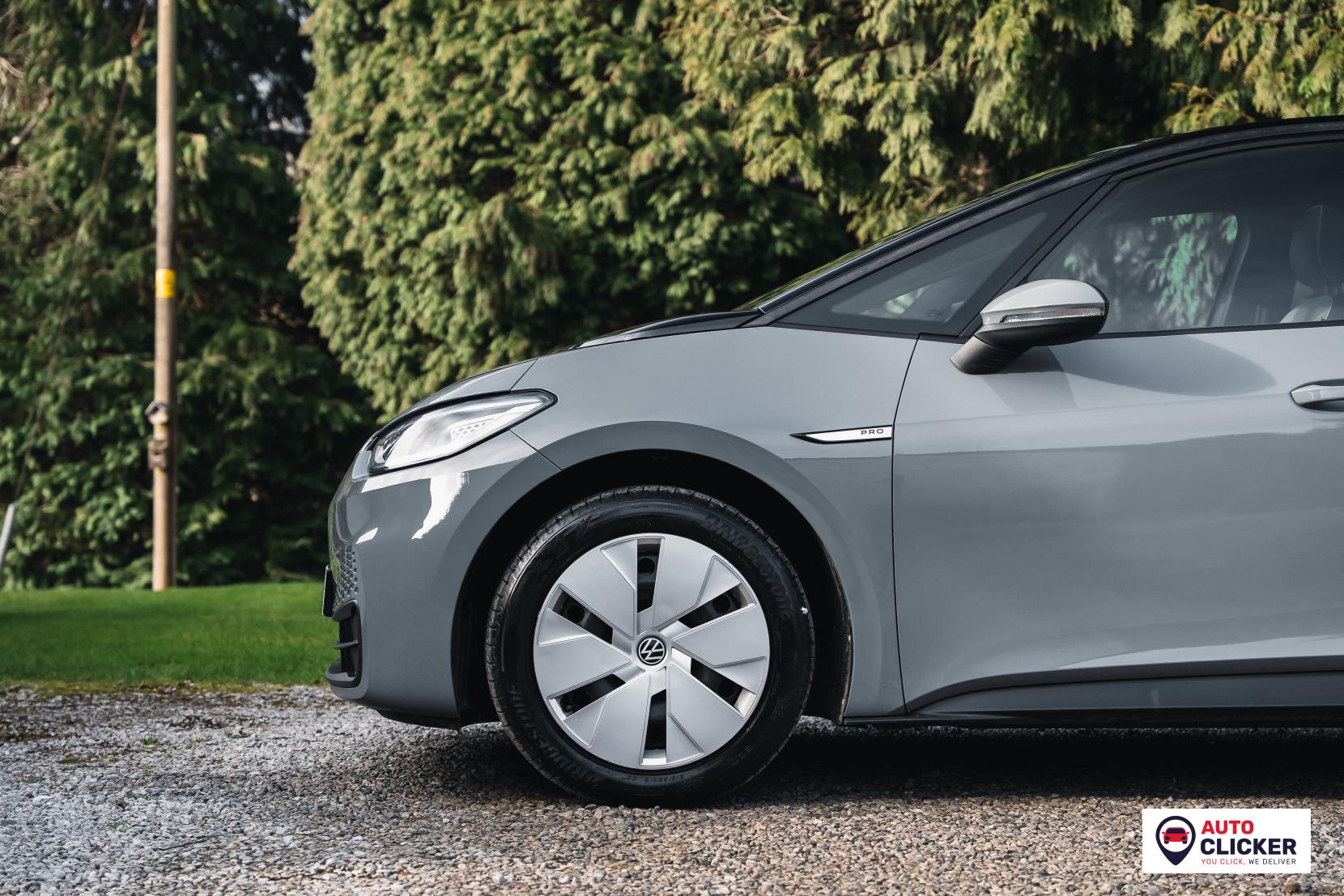 Volkswagen ID.3 Pro Performance 58kWh Family Hatchback 5dr Electric Auto (204 ps)