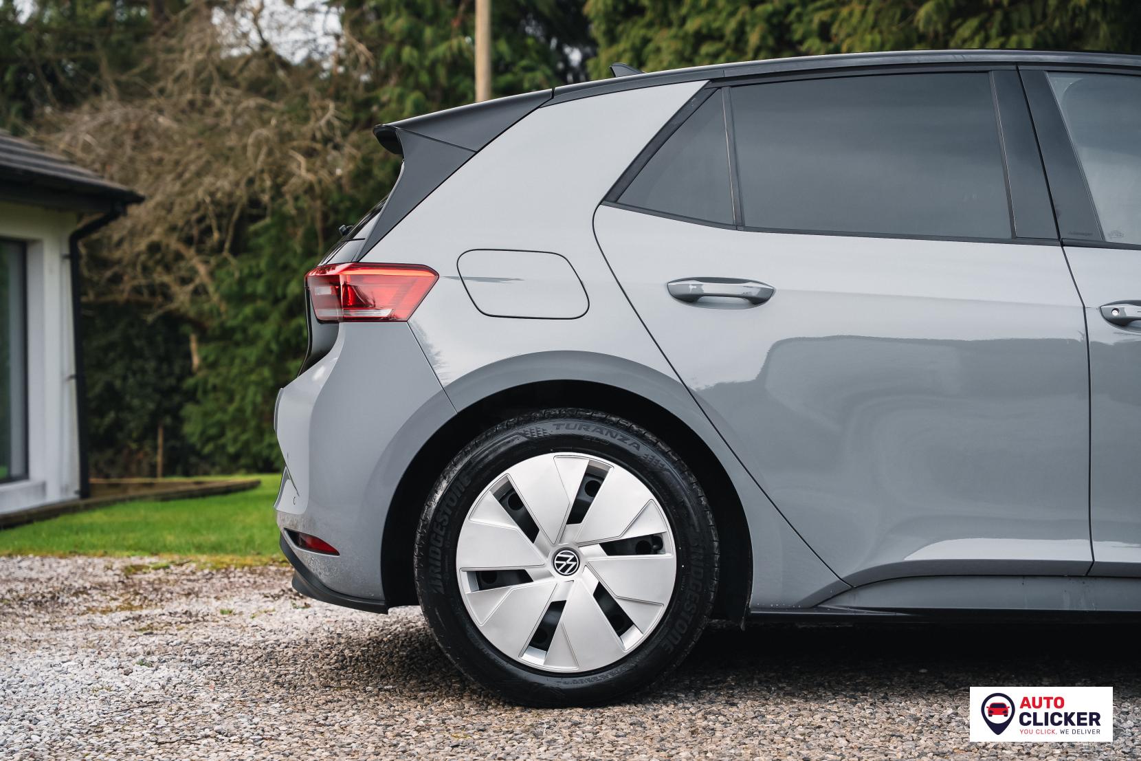 Volkswagen ID.3 Pro Performance 58kWh Family Hatchback 5dr Electric Auto (204 ps)