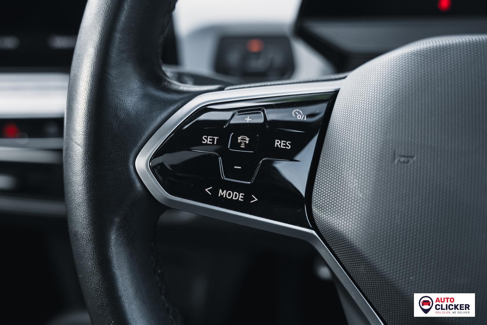 Volkswagen ID.3 Pro Performance 58kWh Family Hatchback 5dr Electric Auto (204 ps)