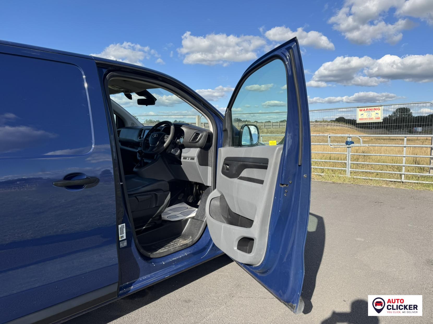 Toyota ProAce 1.6D Icon Medium Panel Van 6dr Diesel Manual MWB Euro 6 (s/s) (115 ps)