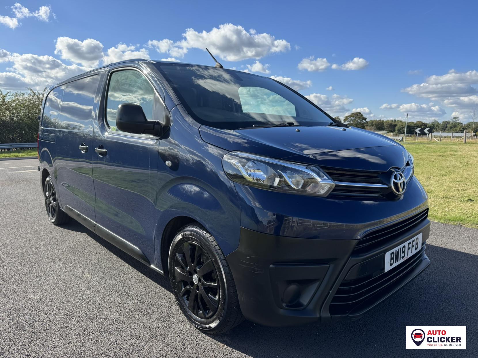 Toyota ProAce 1.6D Icon Medium Panel Van 6dr Diesel Manual MWB Euro 6 (s/s) (115 ps)