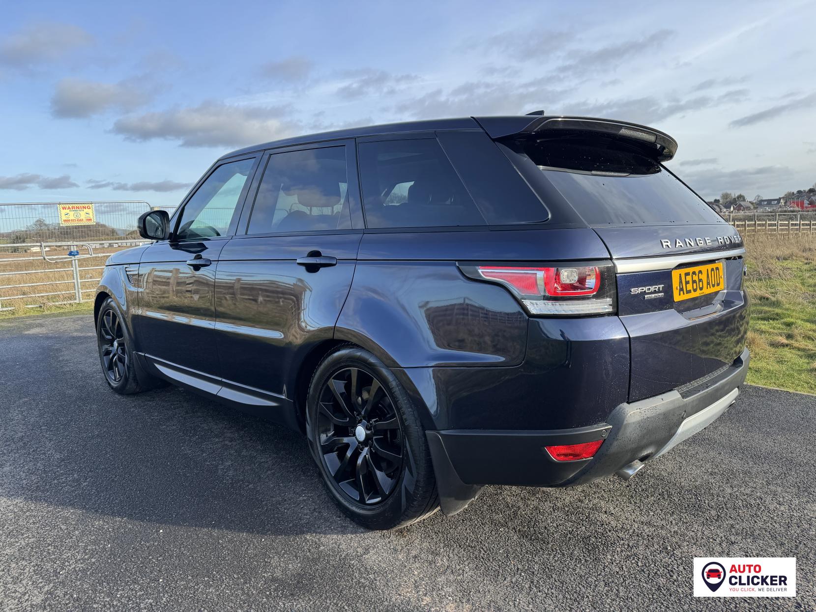 Land Rover Range Rover Sport 3.0 SD V6 HSE SUV 5dr Diesel Auto 4WD Euro 6 (s/s) (306 ps)