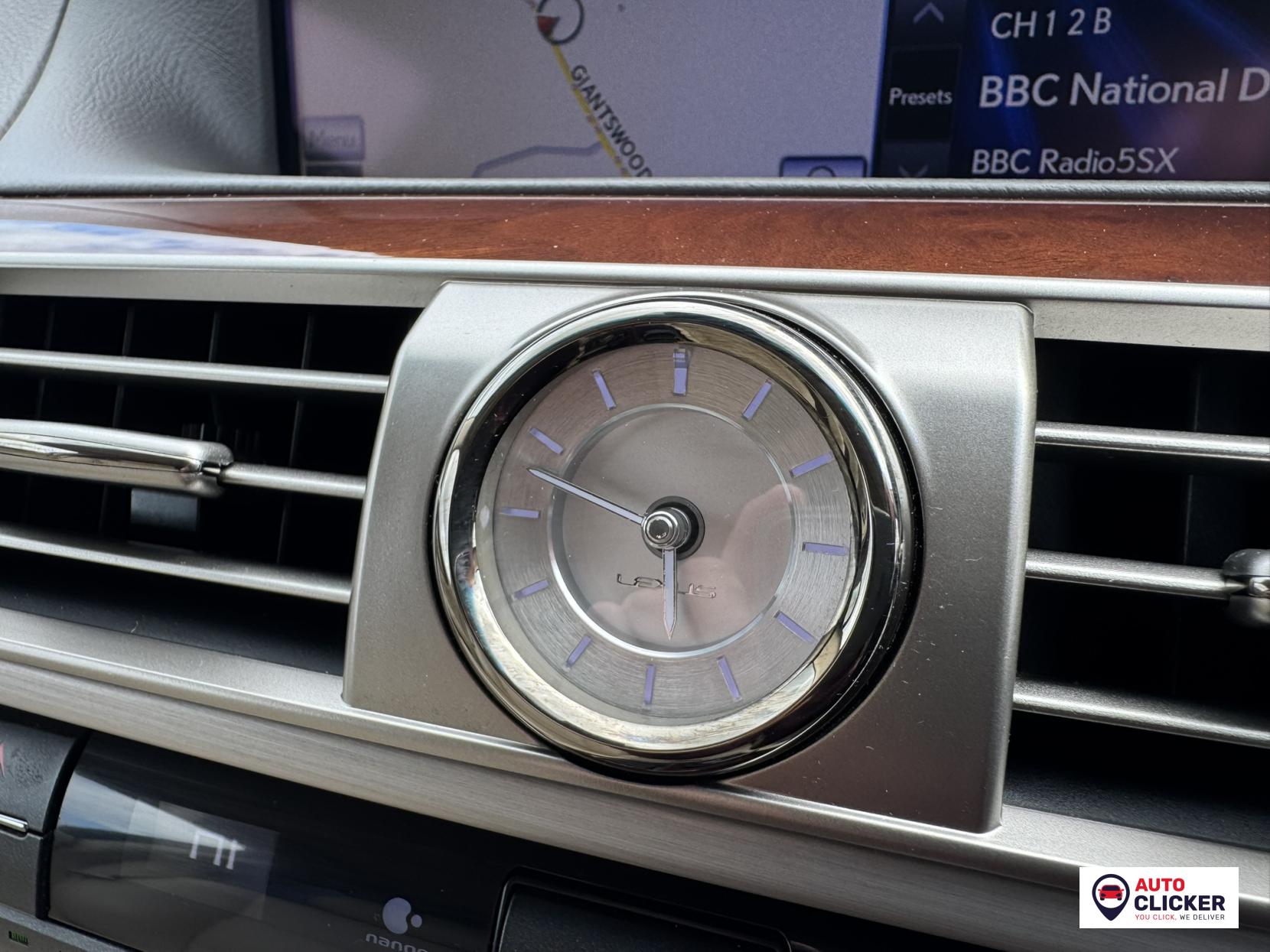 Lexus LS 4.6 460 V8 Luxury Saloon 4dr Petrol Auto Euro 5 (388 ps)