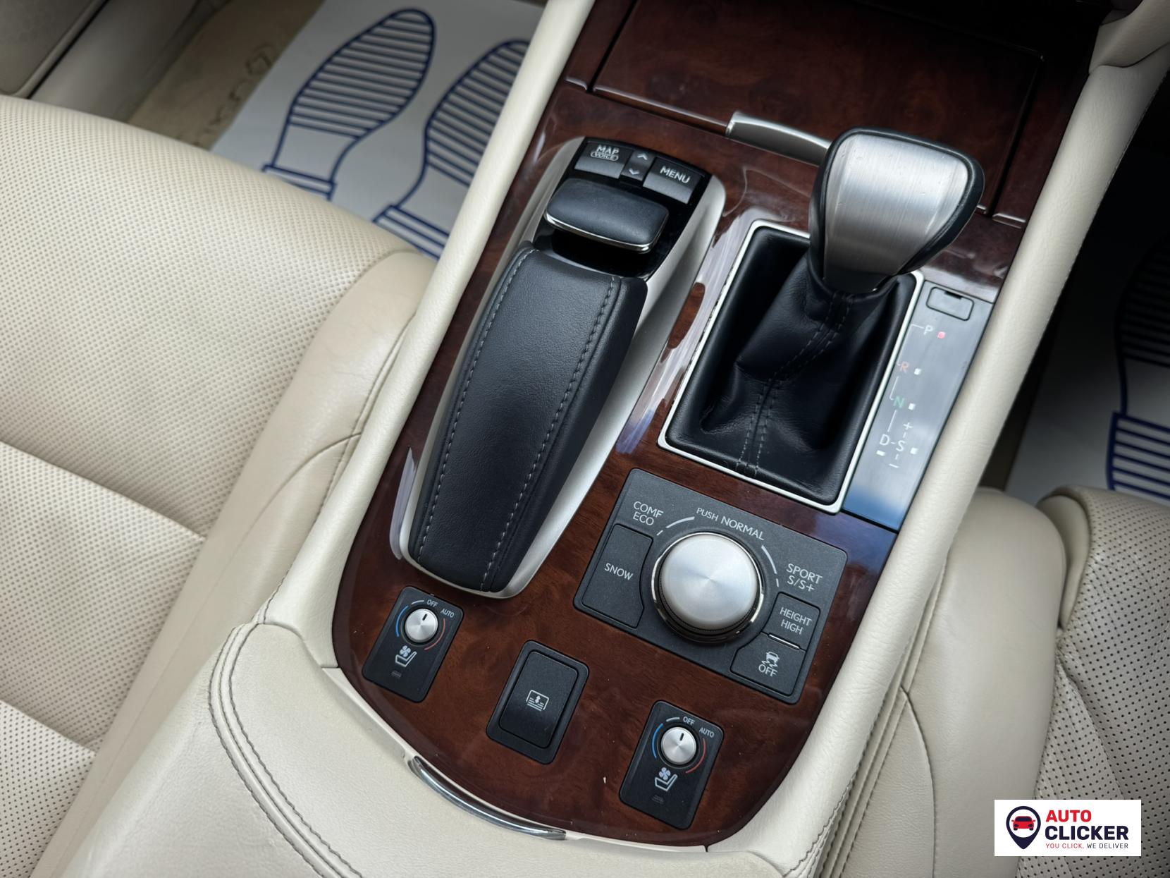 Lexus LS 4.6 460 V8 Luxury Saloon 4dr Petrol Auto Euro 5 (388 ps)
