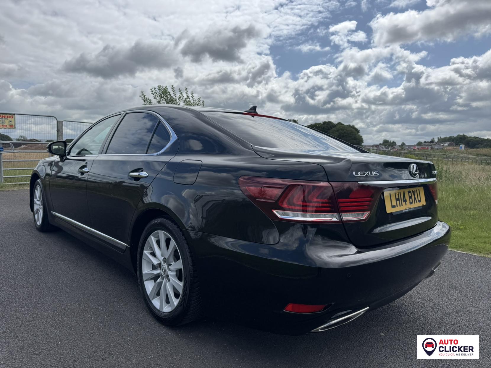 Lexus LS 4.6 460 V8 Luxury Saloon 4dr Petrol Auto Euro 5 (388 ps)