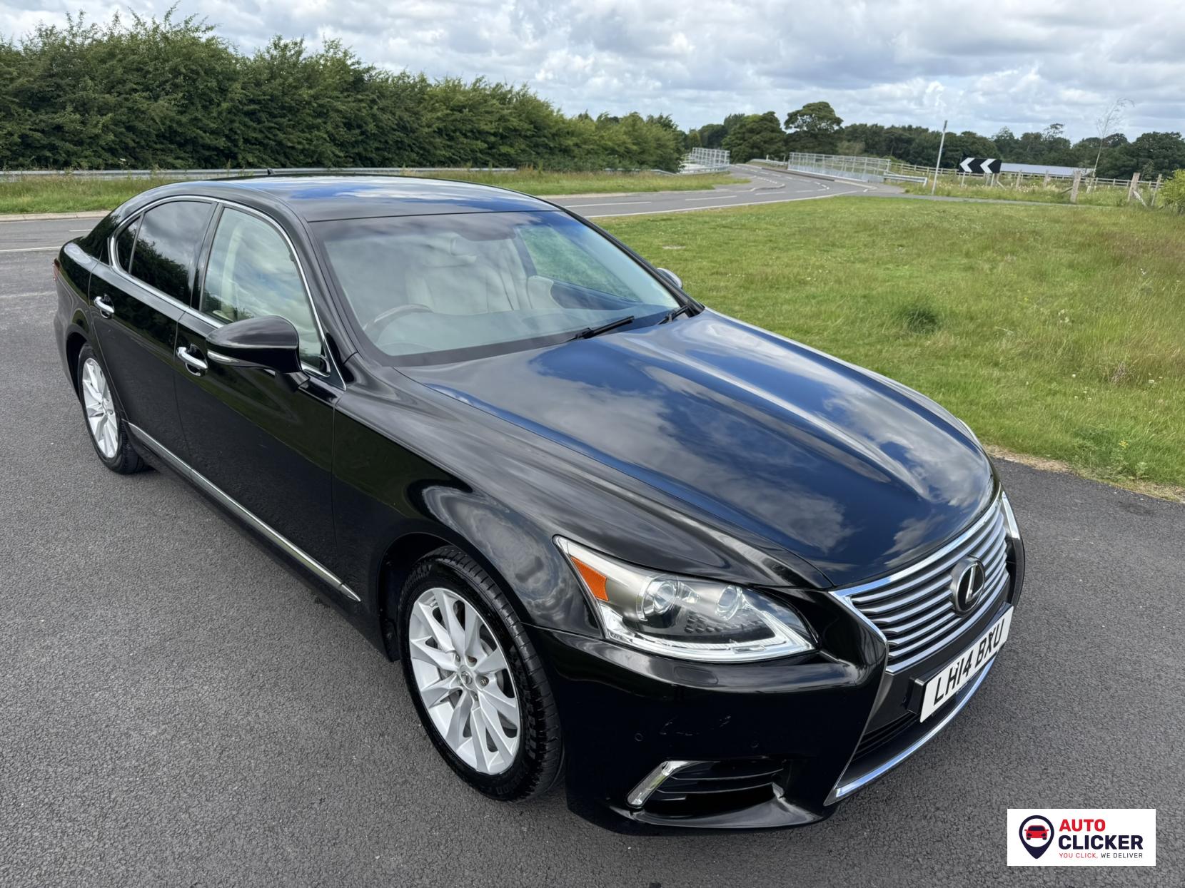 Lexus LS 4.6 460 V8 Luxury Saloon 4dr Petrol Auto Euro 5 (388 ps)