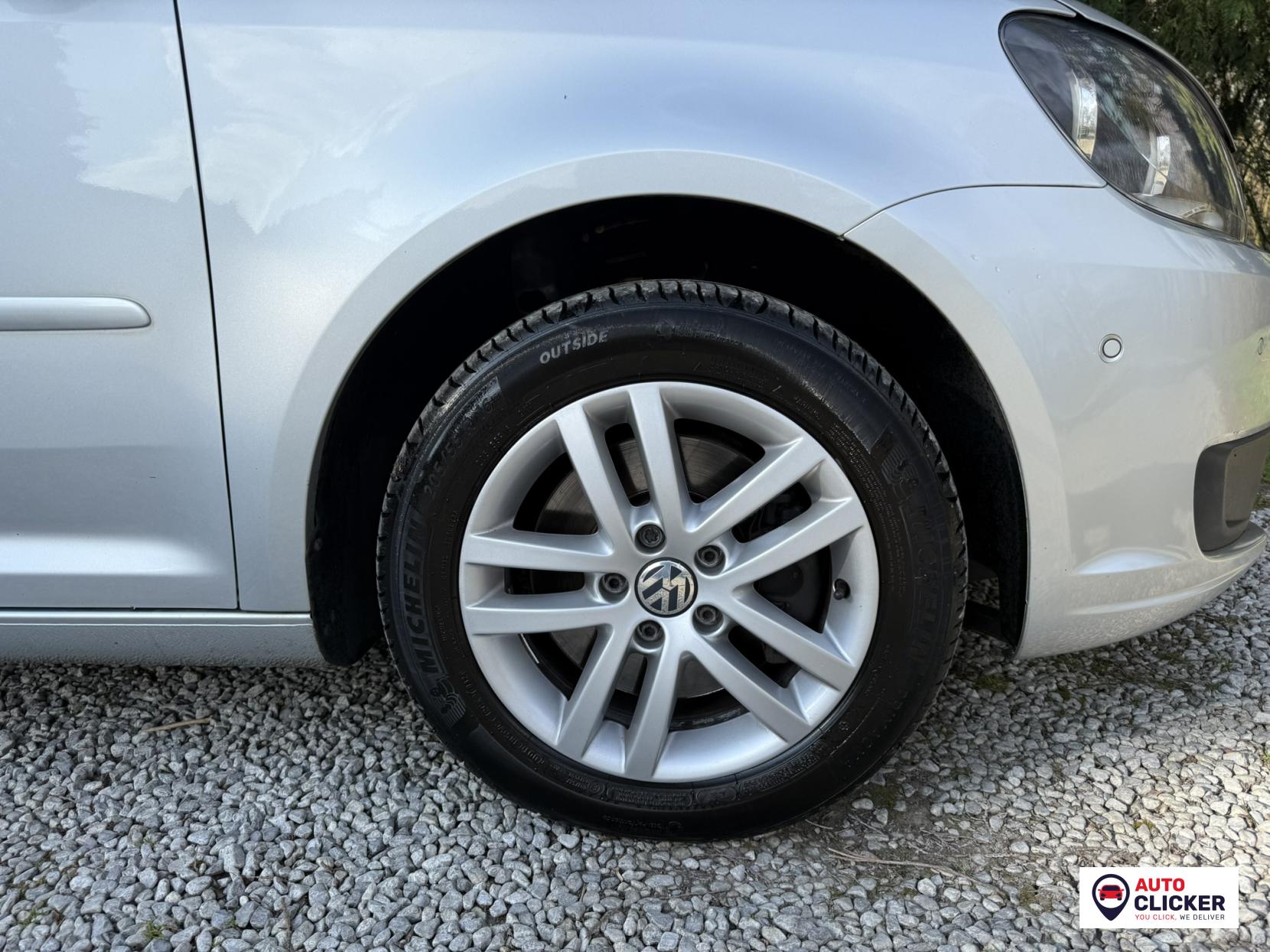 Volkswagen Touran 2.0 TDI SE MPV 5dr Diesel DSG Euro 5 (140 ps)