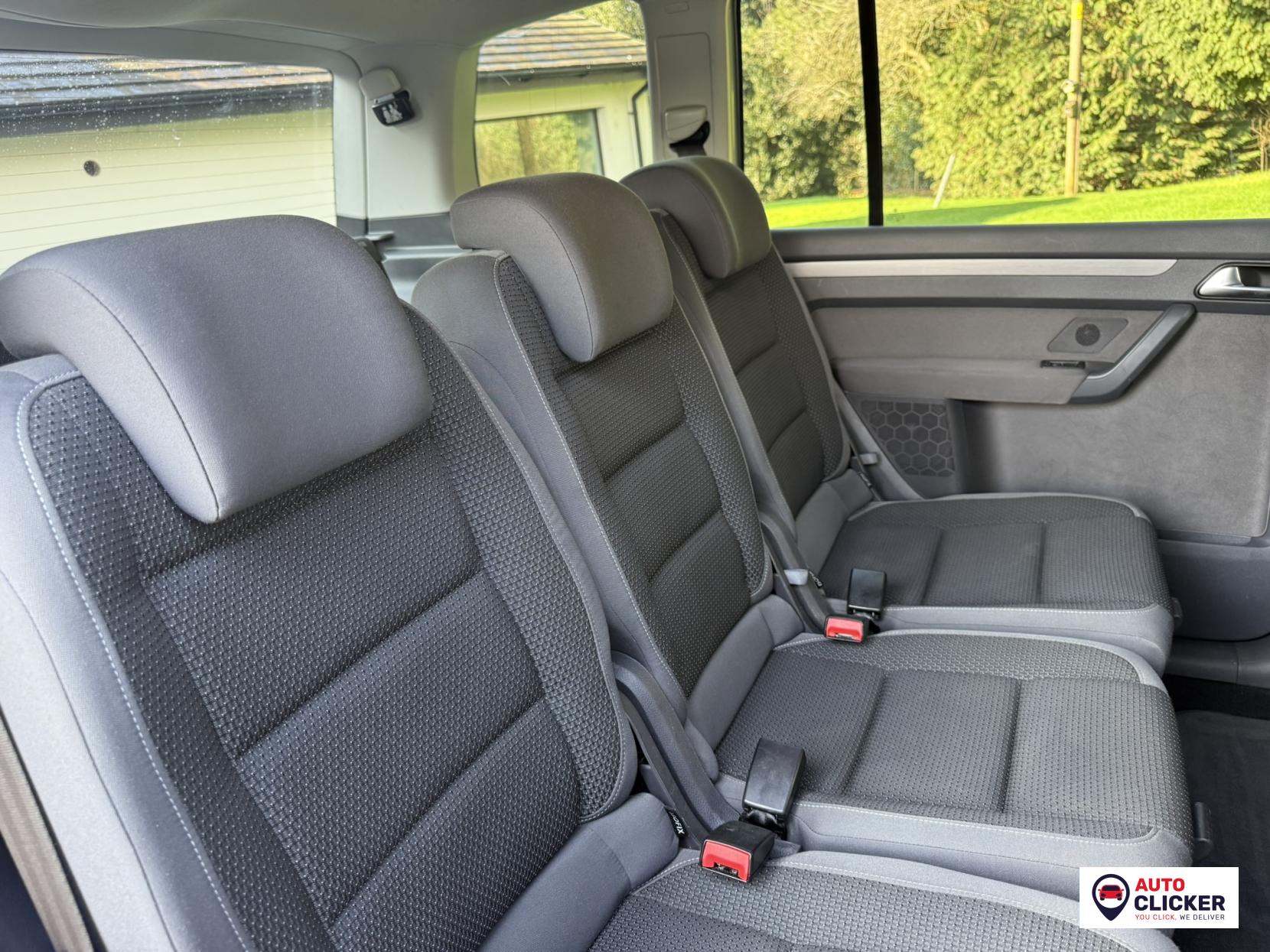 Volkswagen Touran 2.0 TDI SE MPV 5dr Diesel DSG Euro 5 (140 ps)