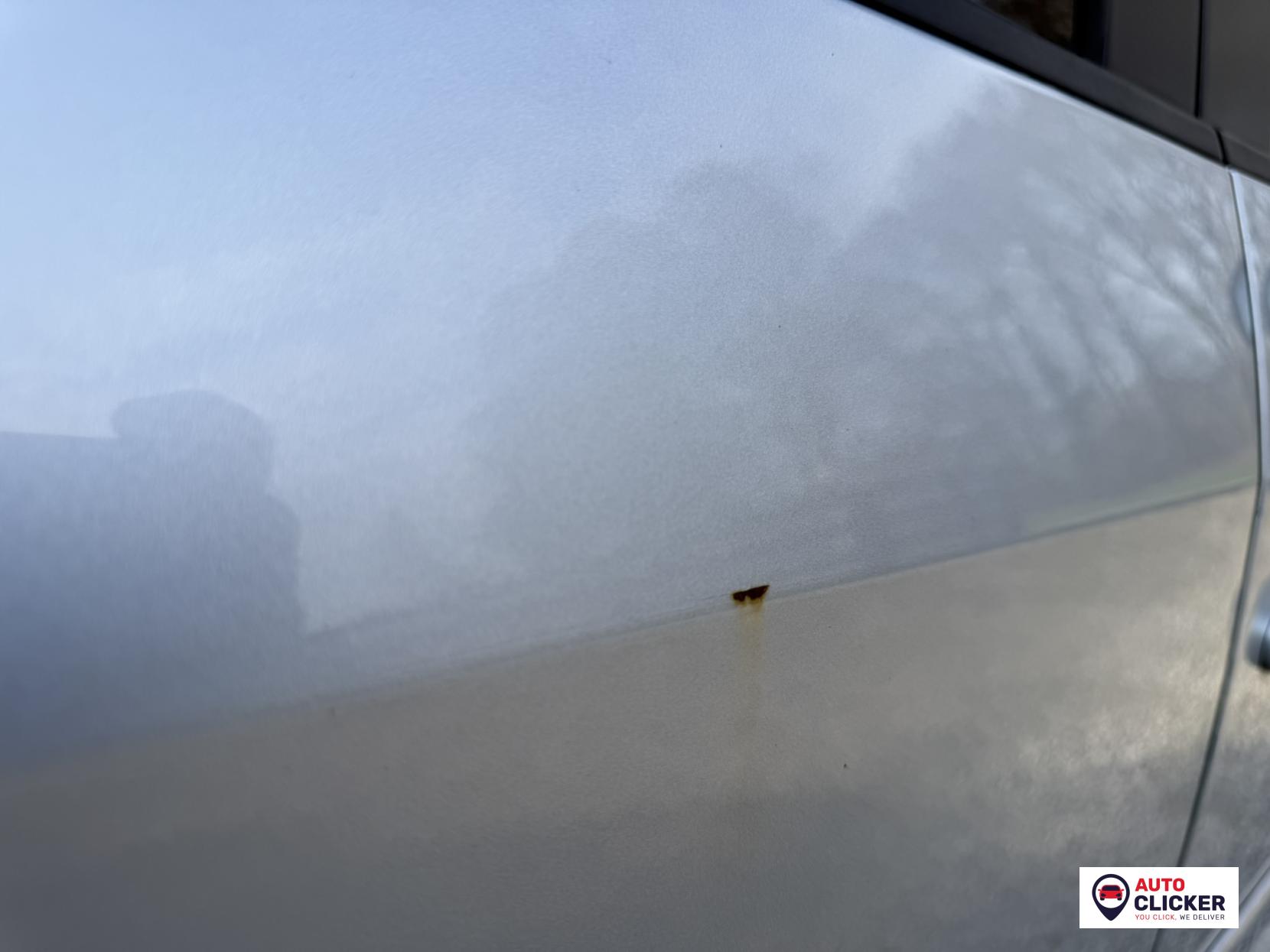 Volkswagen Touran 2.0 TDI SE MPV 5dr Diesel DSG Euro 5 (140 ps)