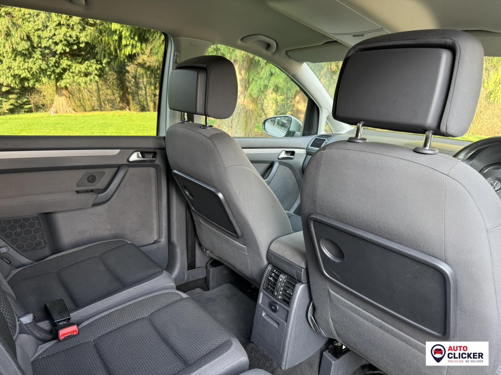 Volkswagen Touran 2.0 TDI SE MPV 5dr Diesel DSG Euro 5 (140 ps)