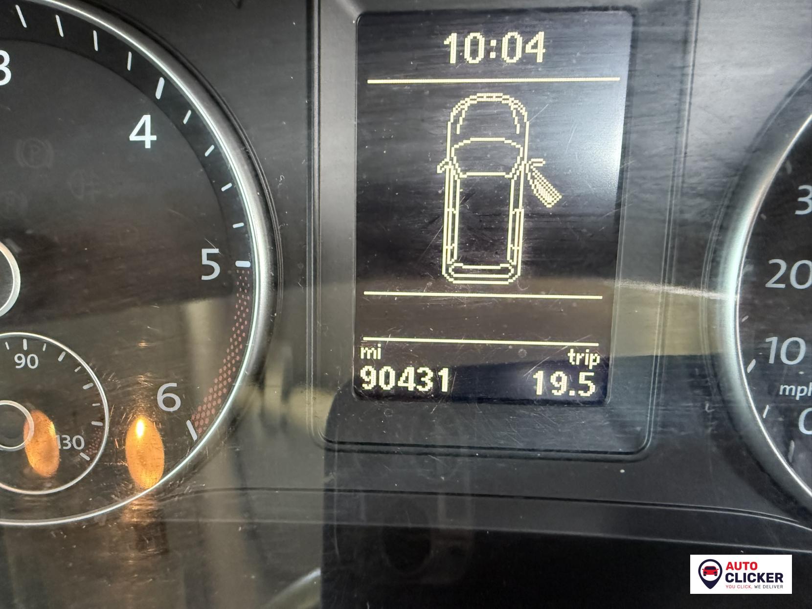 Volkswagen Touran 2.0 TDI SE MPV 5dr Diesel DSG Euro 5 (140 ps)