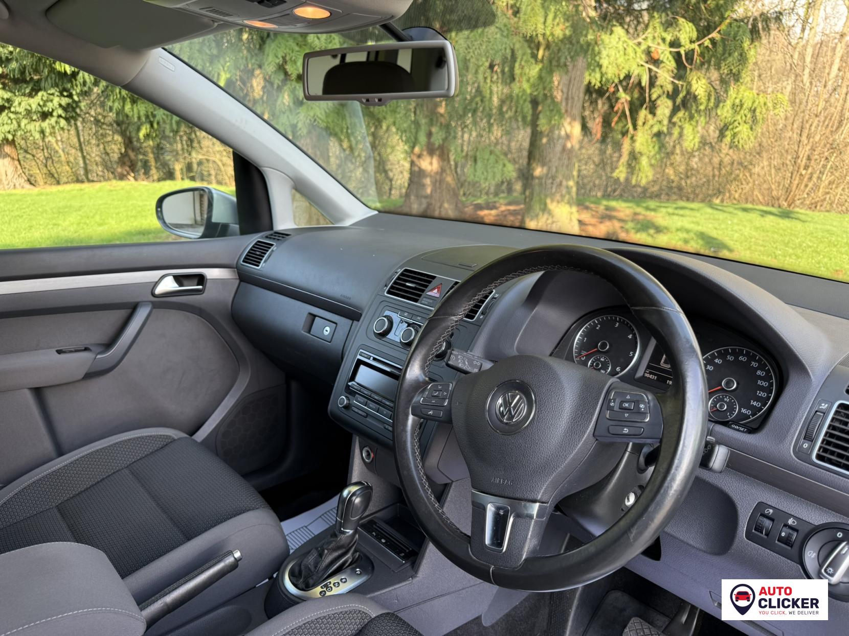 Volkswagen Touran 2.0 TDI SE MPV 5dr Diesel DSG Euro 5 (140 ps)