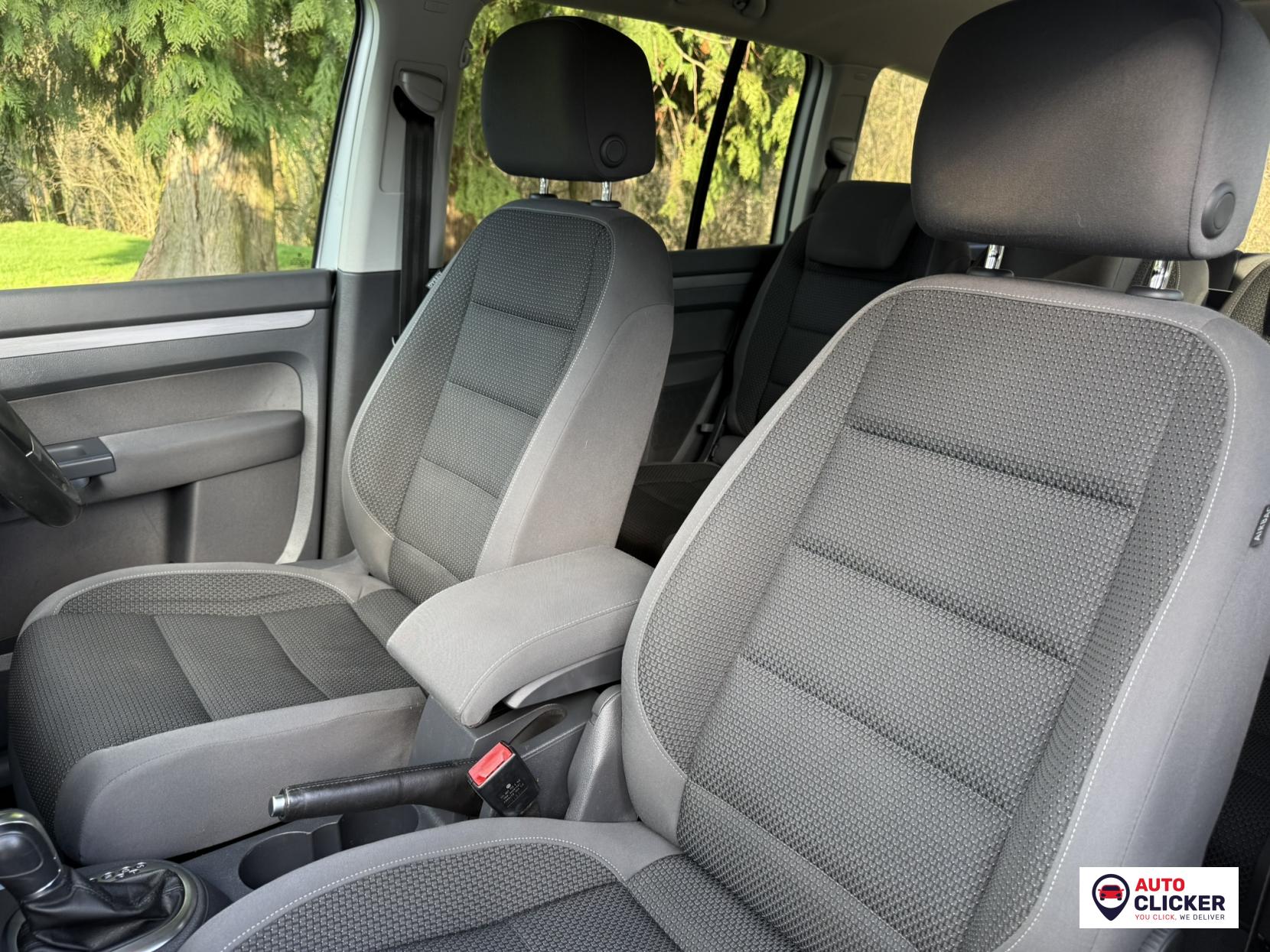 Volkswagen Touran 2.0 TDI SE MPV 5dr Diesel DSG Euro 5 (140 ps)