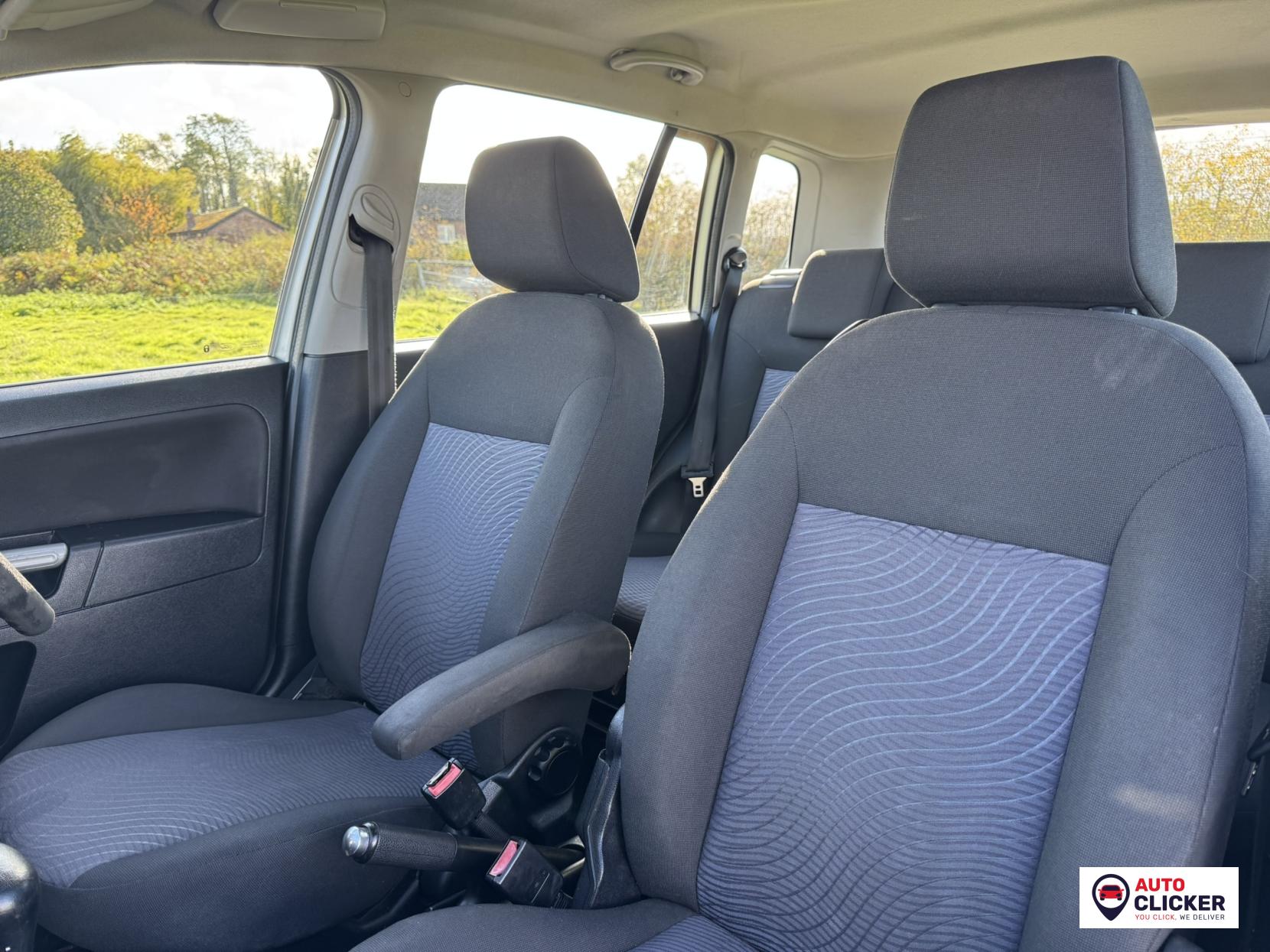 Ford Fusion 1.6 Zetec Climate Hatchback 5dr Petrol Automatic (181 g/km, 99 bhp)