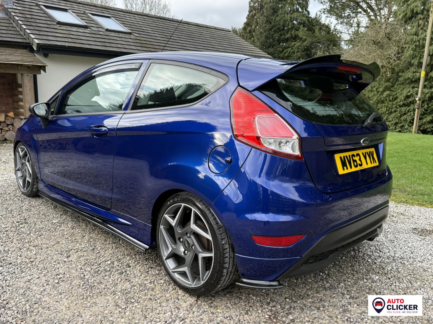 Ford Fiesta 1.0T EcoBoost Zetec S Hatchback 3dr Petrol Manual Euro 5 (s/s) (125 ps)