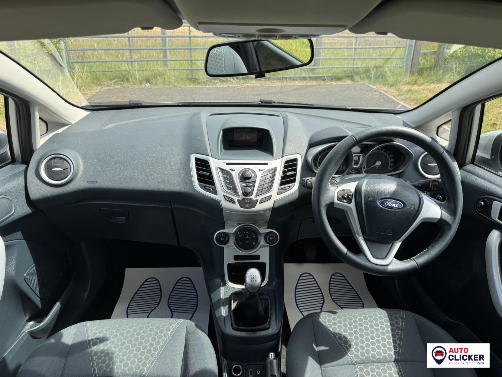 Ford Fiesta 1.25 Zetec Hatchback 3dr Petrol Manual (129 g/km, 81 bhp)