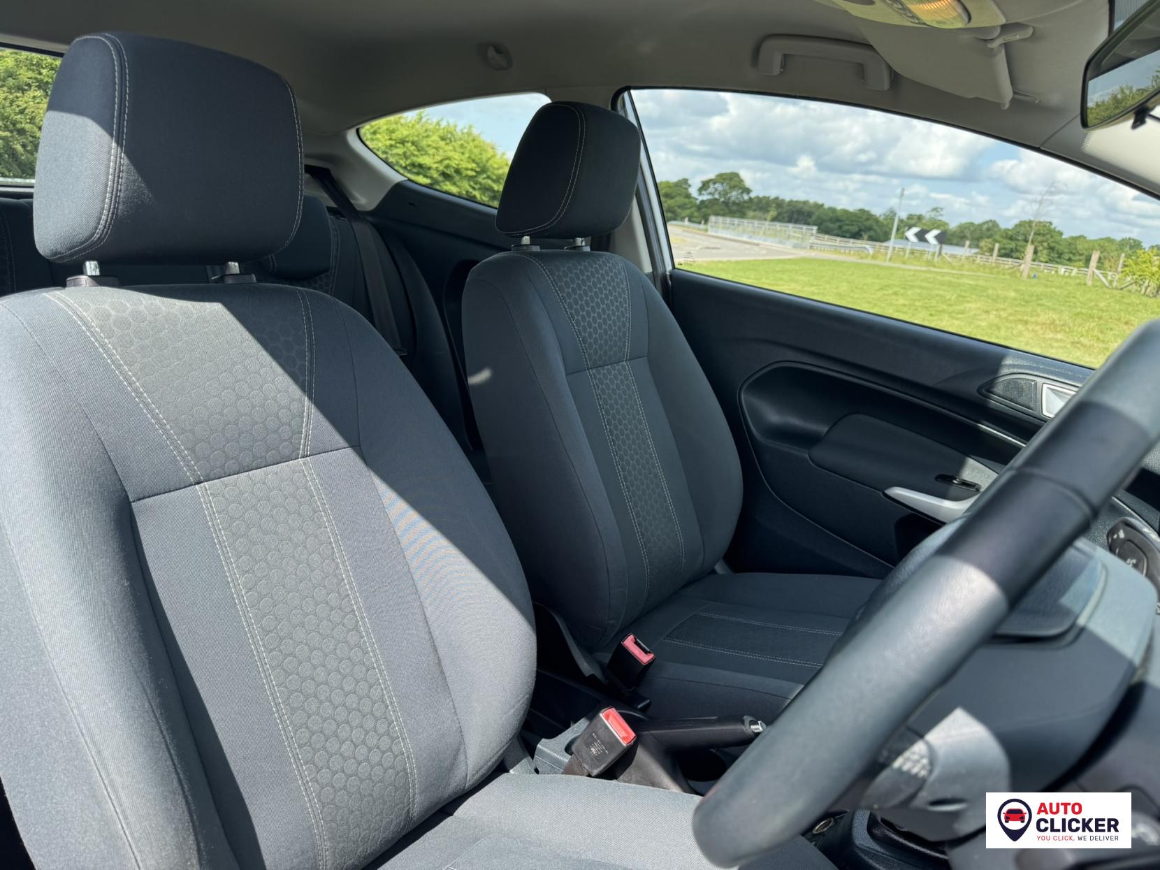 Ford Fiesta 1.25 Zetec Hatchback 3dr Petrol Manual (129 g/km, 81 bhp)