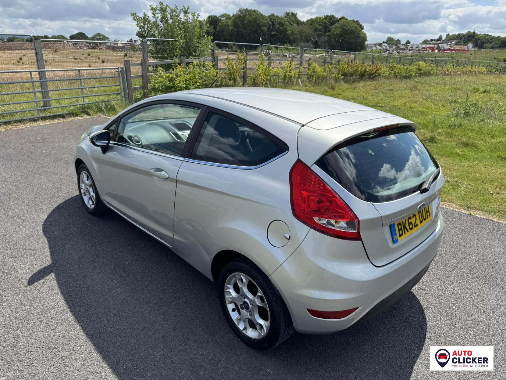 Ford Fiesta 1.25 Zetec Hatchback 3dr Petrol Manual (129 g/km, 81 bhp)