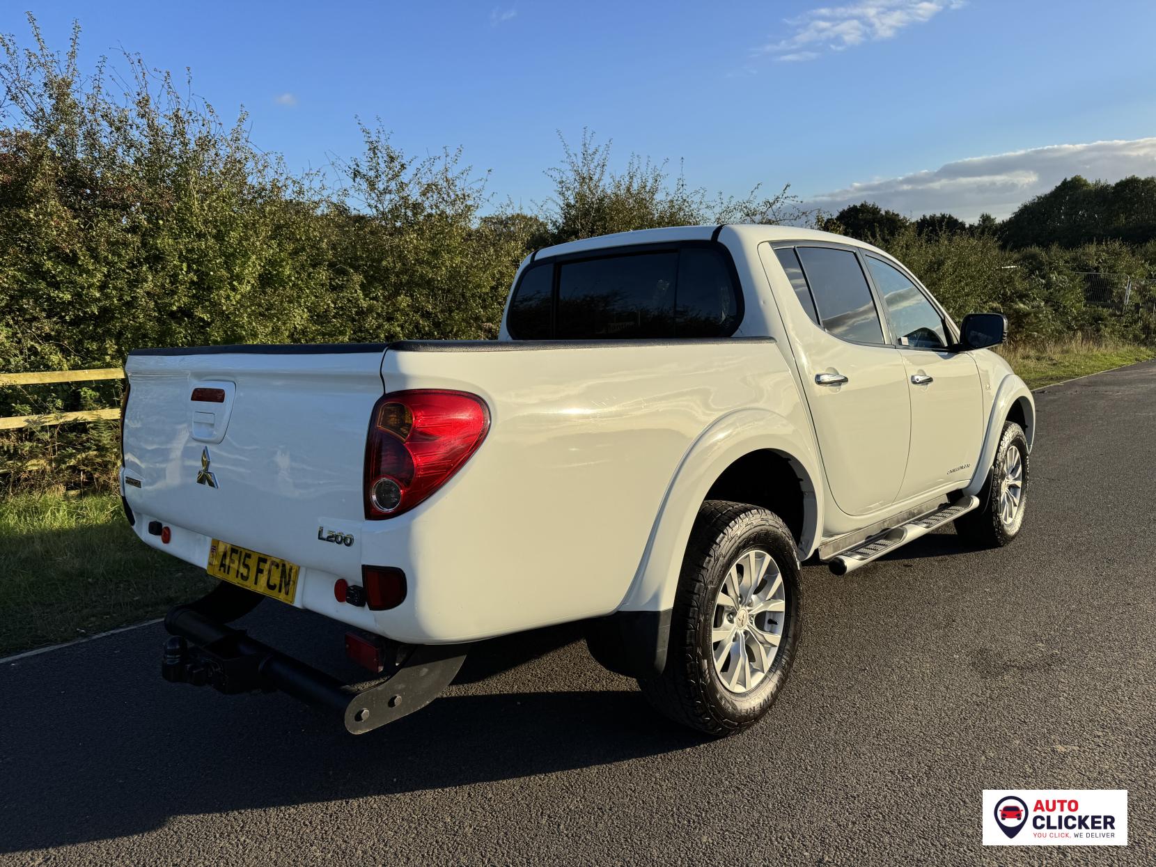 Mitsubishi L200 2.5 DI-D Challenger Pickup Double Cab 4dr Diesel Manual 4WD Euro 5 (LB) (175 ps)