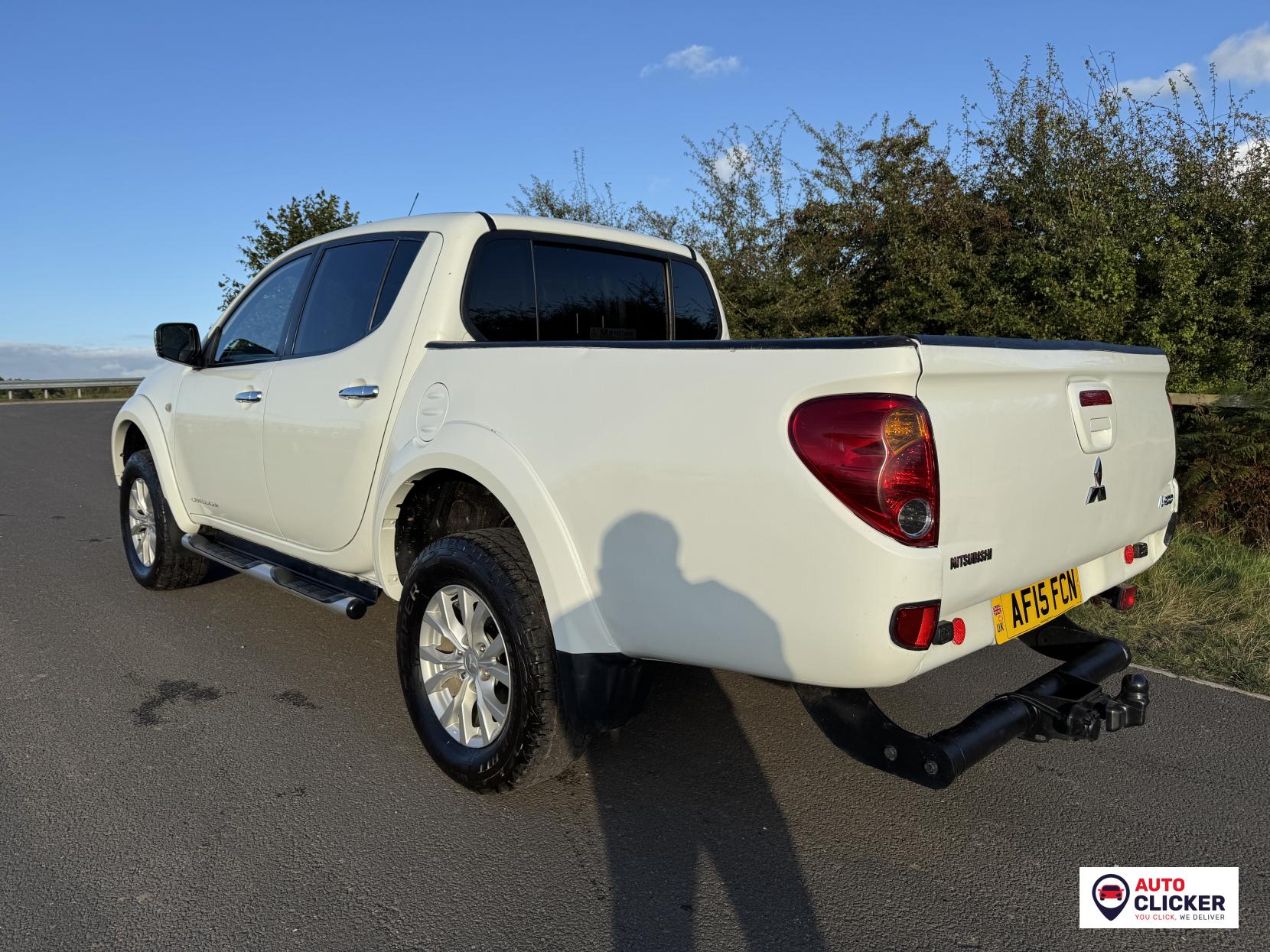 Mitsubishi L200 2.5 DI-D Challenger Pickup Double Cab 4dr Diesel Manual 4WD Euro 5 (LB) (175 ps)