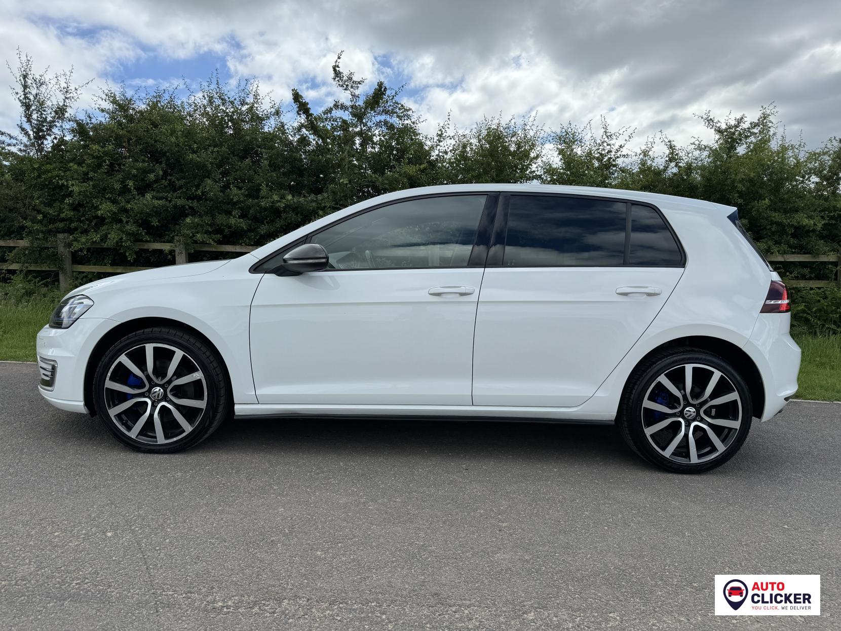 Volkswagen Golf 1.4 TSI GTE Hatchback 5dr Petrol Plug-in Hybrid DSG Euro 6 (s/s) (204 ps)