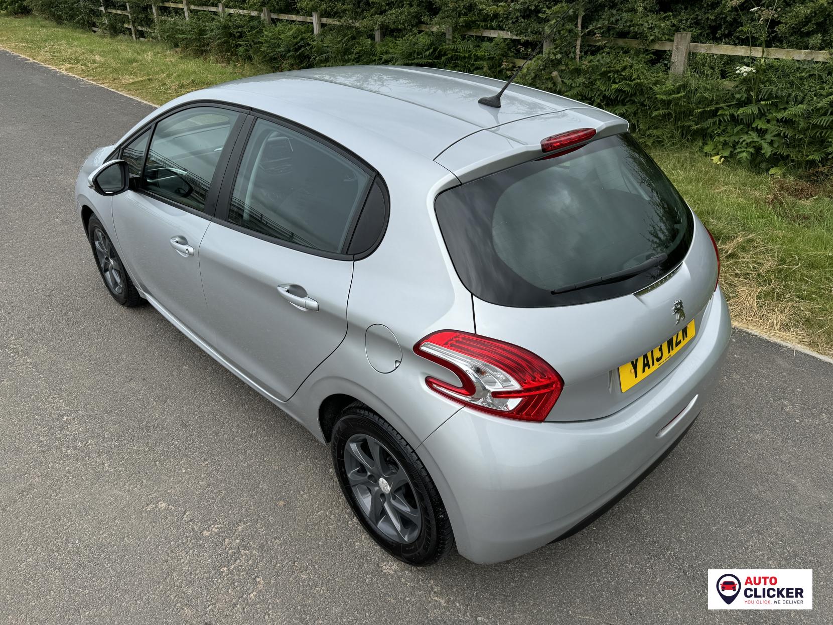 Peugeot 208 1.2 VTi Active Hatchback 5dr Petrol Manual Euro 5 (82 ps)