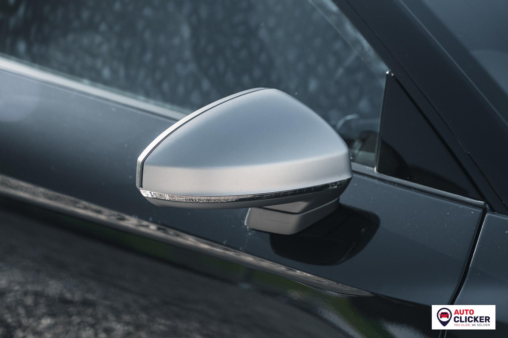 Audi R8 5.2 FSI V10 Performance Coupe 2dr Petrol S Tronic quattro Euro 6 (s/s) (620 ps)