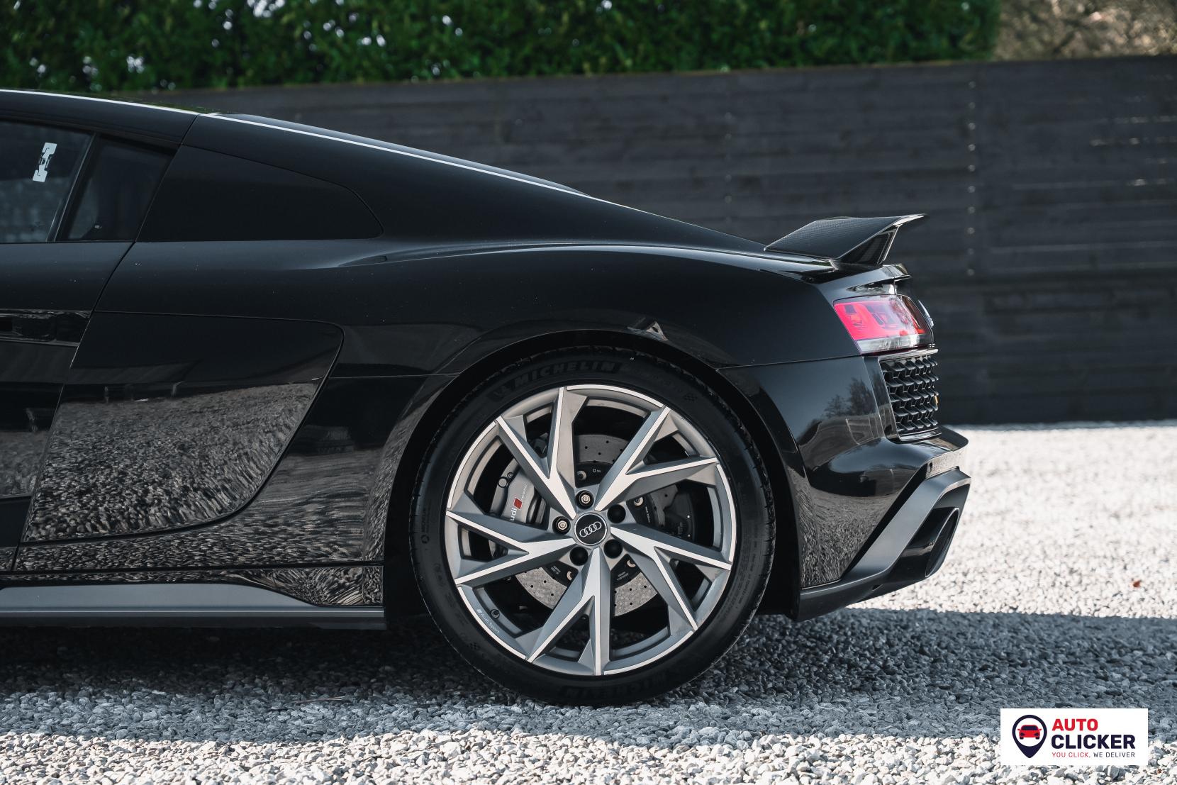 Audi R8 5.2 FSI V10 Performance Coupe 2dr Petrol S Tronic quattro Euro 6 (s/s) (620 ps)