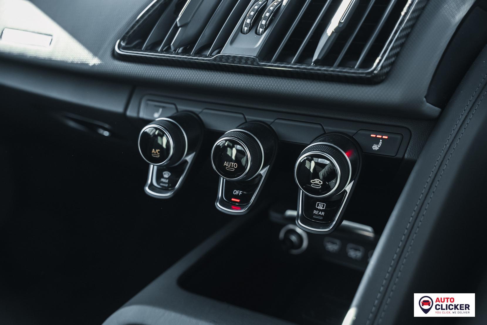 Audi R8 5.2 FSI V10 Performance Coupe 2dr Petrol S Tronic quattro Euro 6 (s/s) (620 ps)