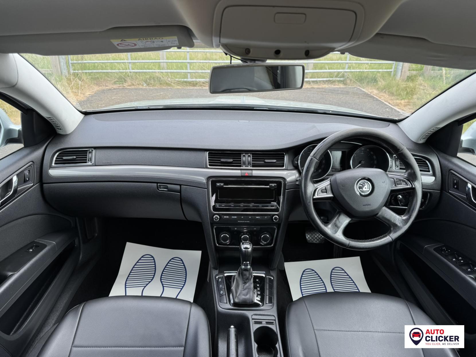 Skoda Superb 2.0 TDI S Hatchback 5dr Diesel DSG Euro 5 (s/s) (140 ps)