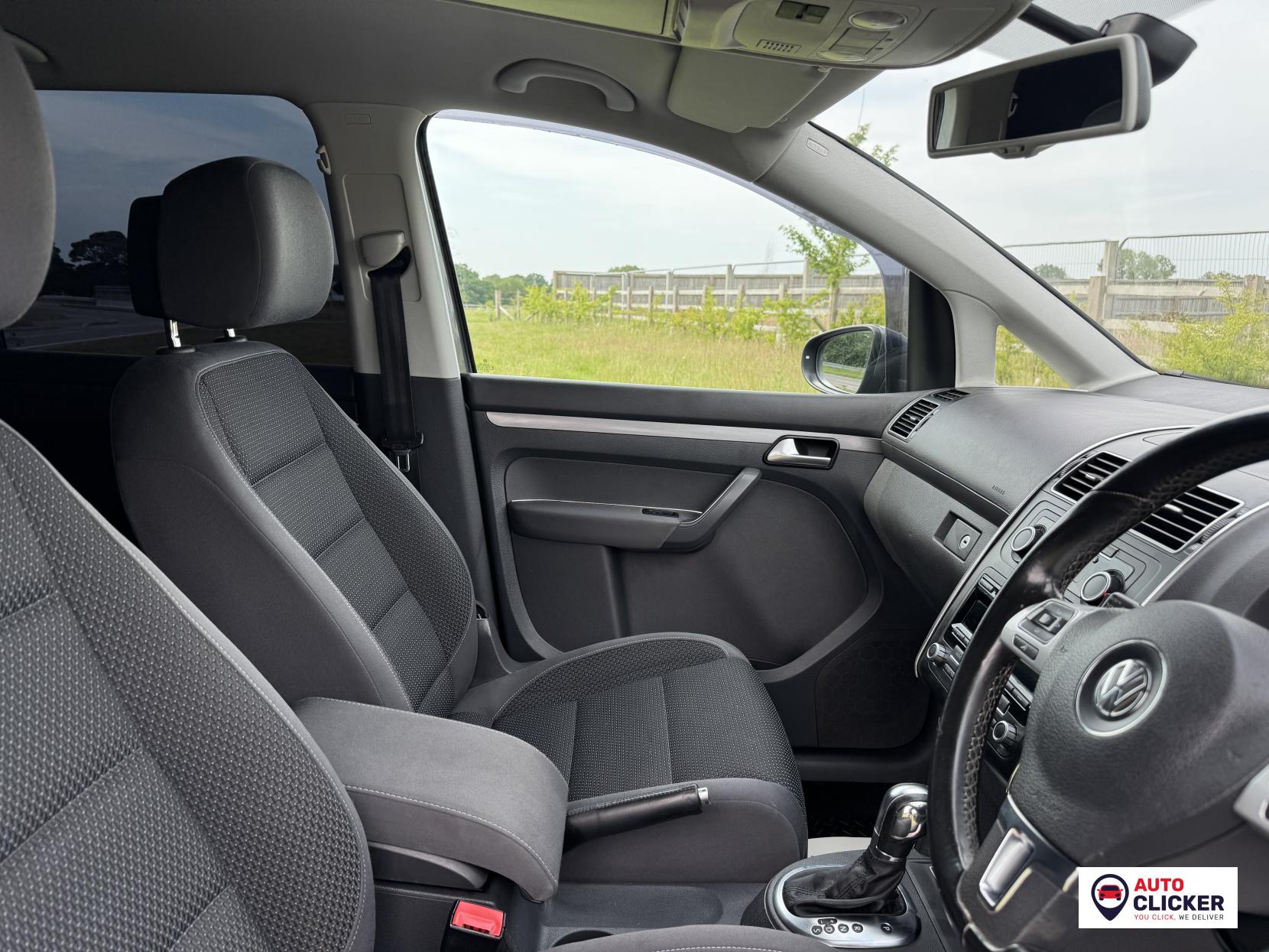 Volkswagen Touran 1.6 TDI BlueMotion Tech SE MPV 5dr Diesel DSG Euro 5 (s/s) (105 ps)