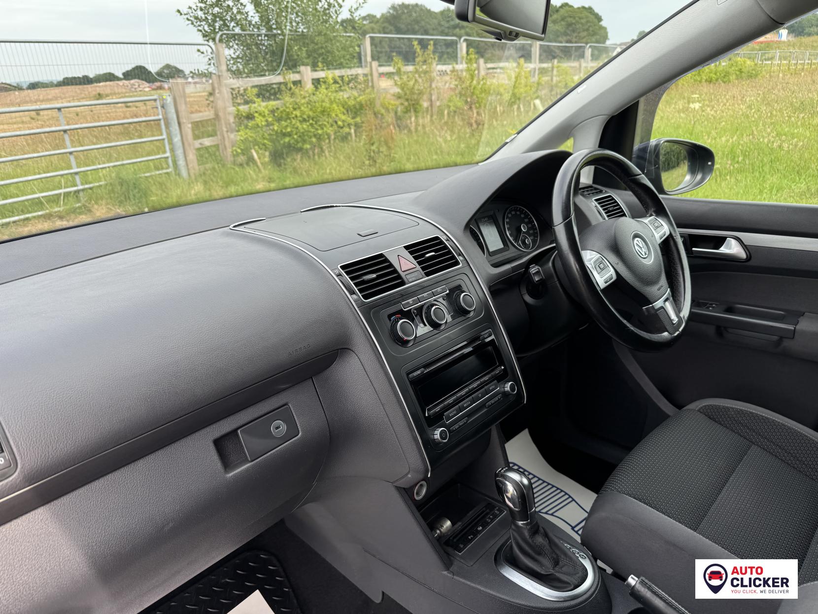 Volkswagen Touran 1.6 TDI BlueMotion Tech SE MPV 5dr Diesel DSG Euro 5 (s/s) (105 ps)
