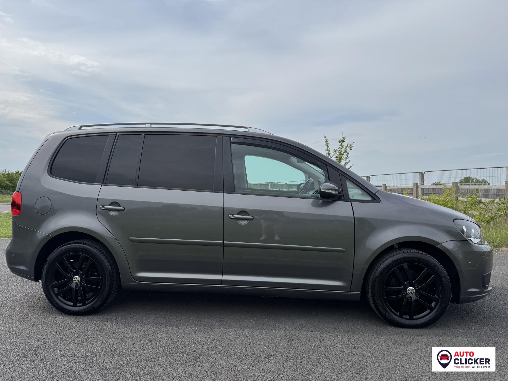 Volkswagen Touran 1.6 TDI BlueMotion Tech SE MPV 5dr Diesel DSG Euro 5 (s/s) (105 ps)