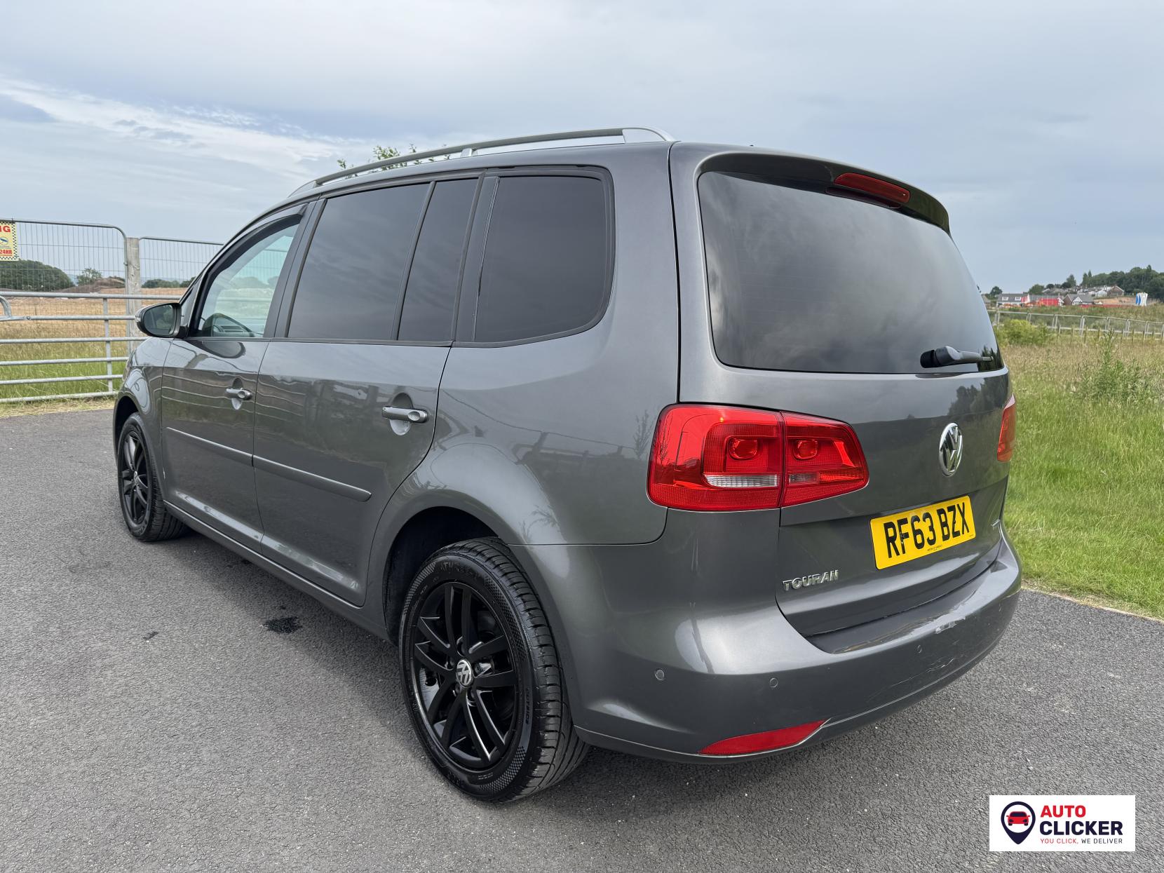 Volkswagen Touran 1.6 TDI BlueMotion Tech SE MPV 5dr Diesel DSG Euro 5 (s/s) (105 ps)