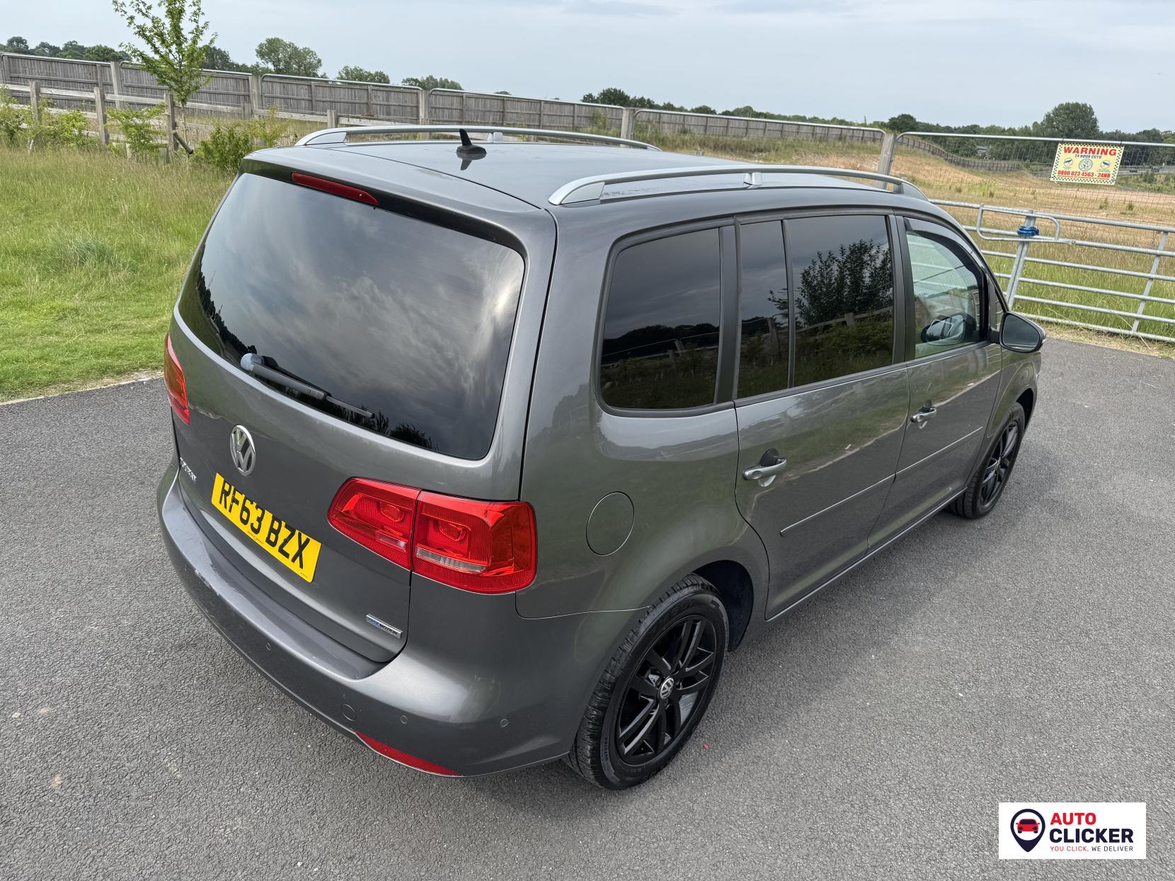 Volkswagen Touran 1.6 TDI BlueMotion Tech SE MPV 5dr Diesel DSG Euro 5 (s/s) (105 ps)