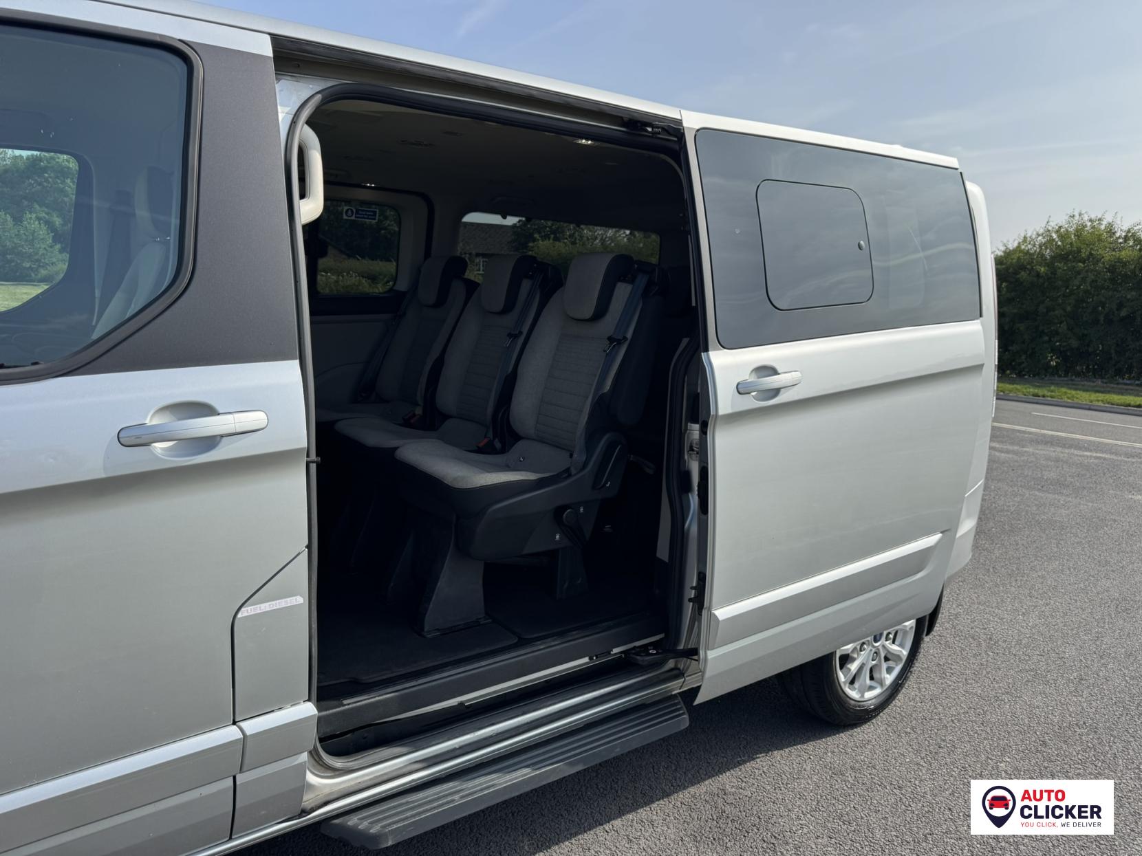 Ford Tourneo Custom 2.0 320 EcoBlue Titanium Minibus Double Cab 5dr Diesel Manual L2 Euro 6 (s/s) (130 ps)