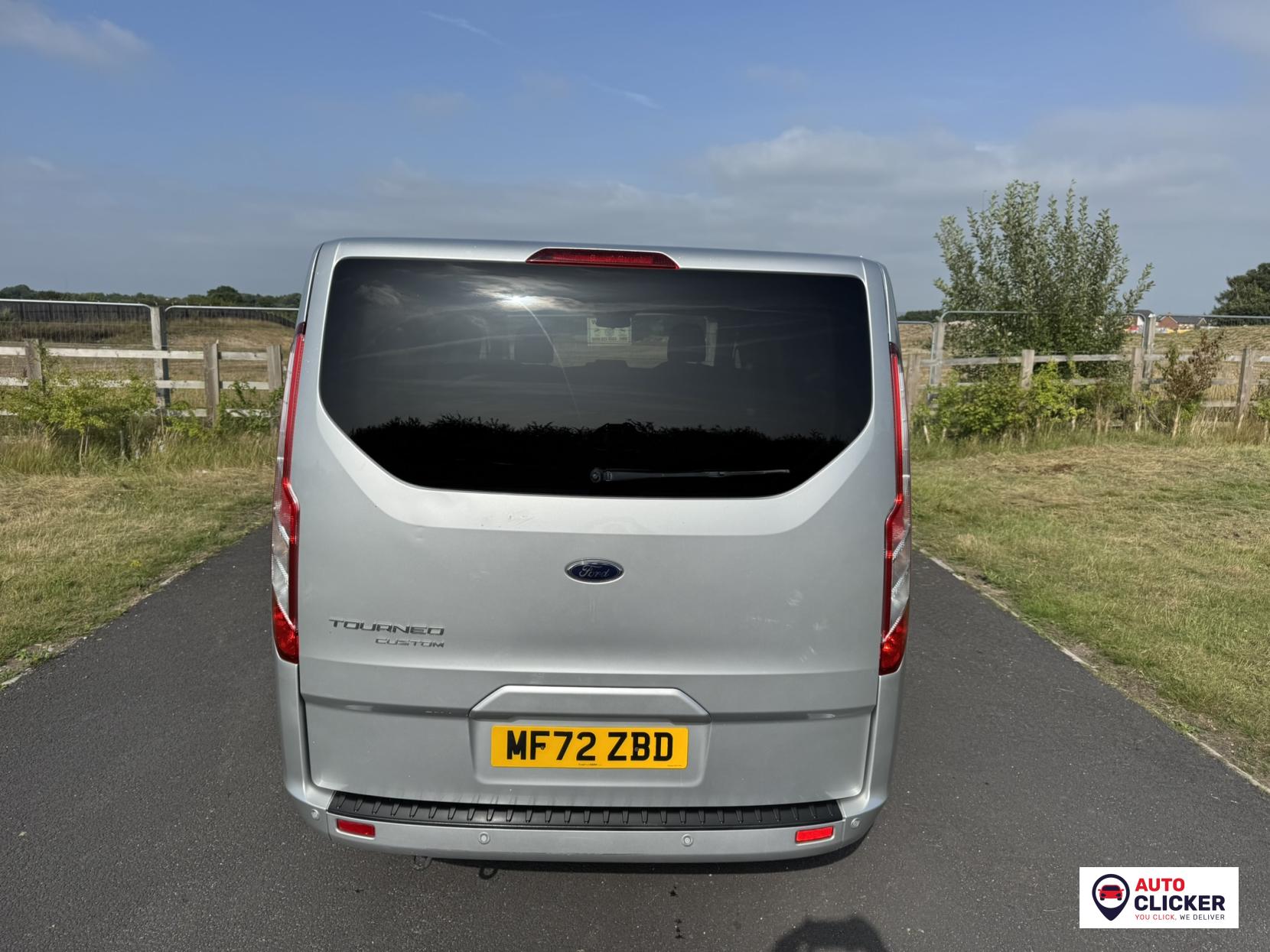 Ford Tourneo Custom 2.0 320 EcoBlue Titanium Minibus Double Cab 5dr Diesel Manual L2 Euro 6 (s/s) (130 ps)