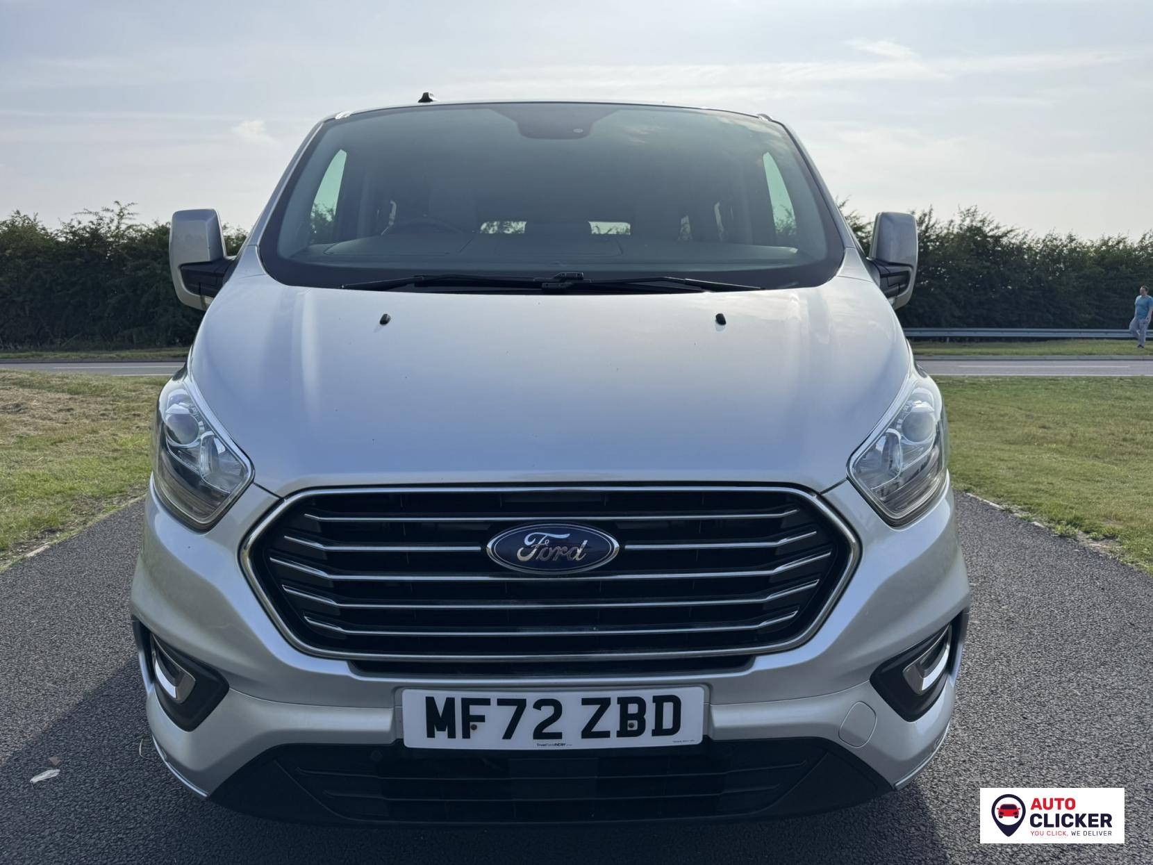 Ford Tourneo Custom 2.0 320 EcoBlue Titanium Minibus Double Cab 5dr Diesel Manual L2 Euro 6 (s/s) (130 ps)