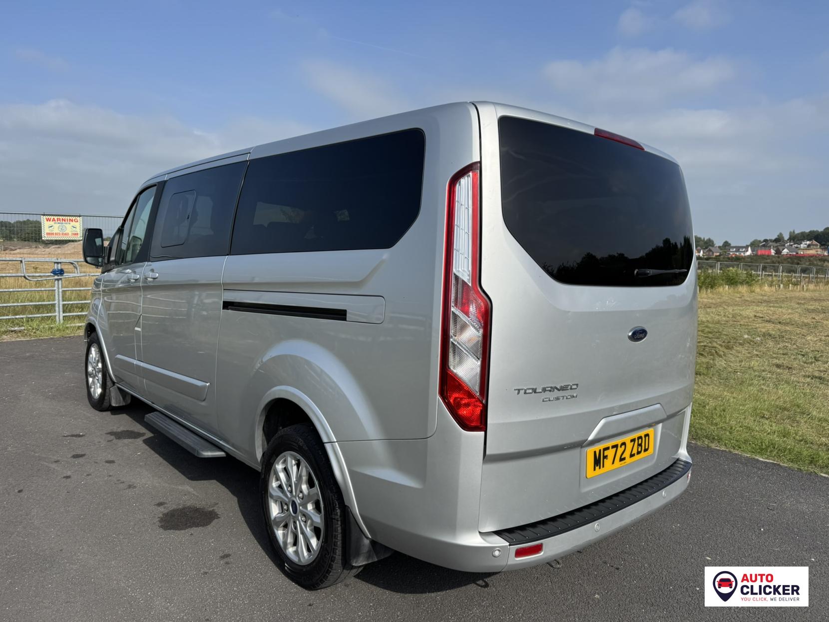 Ford Tourneo Custom 2.0 320 EcoBlue Titanium Minibus Double Cab 5dr Diesel Manual L2 Euro 6 (s/s) (130 ps)
