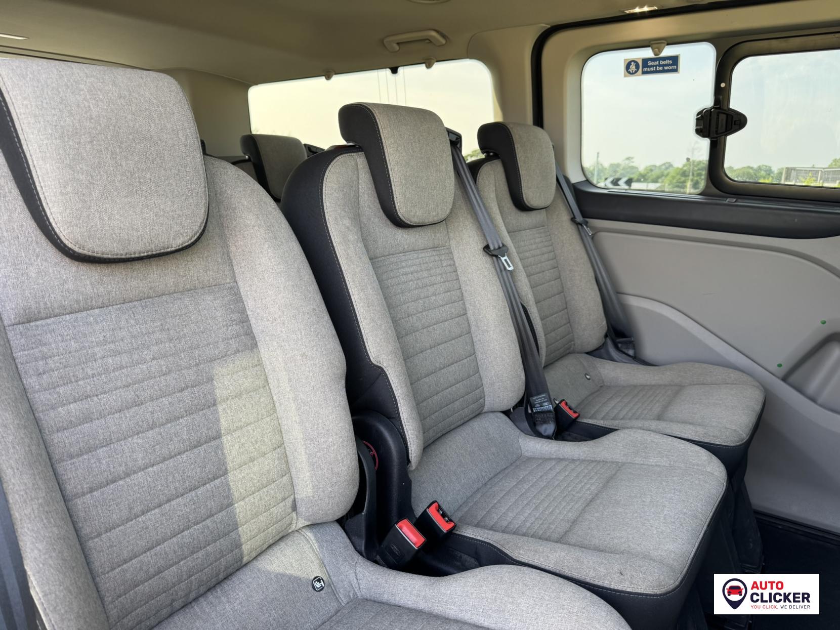 Ford Tourneo Custom 2.0 320 EcoBlue Titanium Minibus Double Cab 5dr Diesel Manual L2 Euro 6 (s/s) (130 ps)