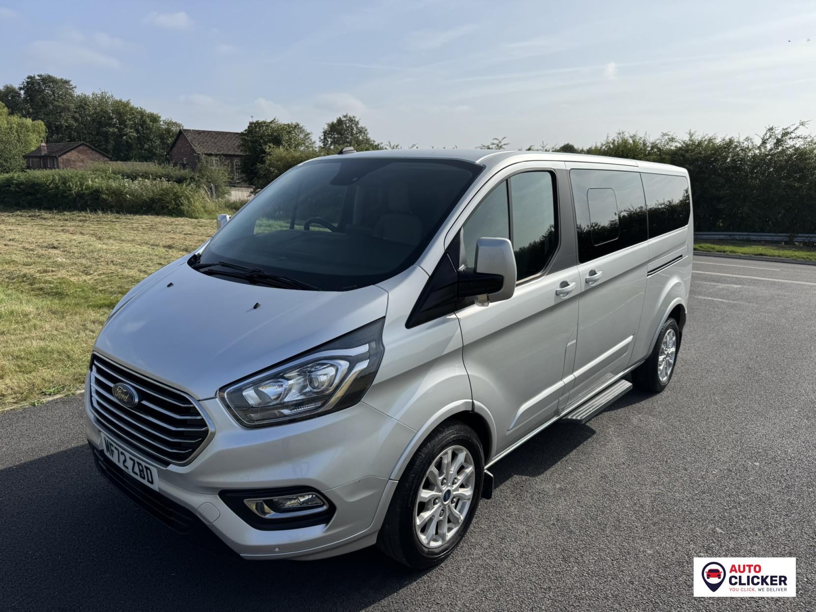 Ford Tourneo Custom 2.0 320 EcoBlue Titanium Minibus Double Cab 5dr Diesel Manual L2 Euro 6 (s/s) (130 ps)
